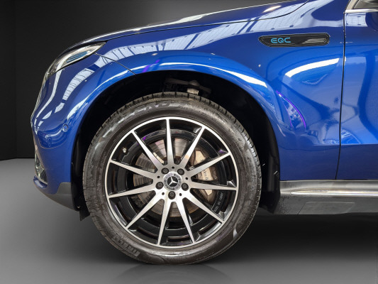 MERCEDES-BENZ EQC 400 AMG Line 4Matic-image-6