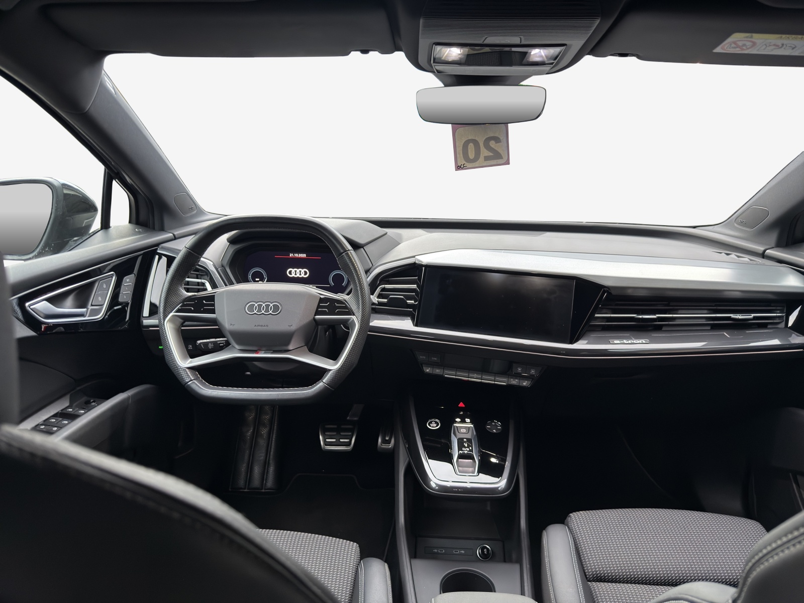 AUDI Q4 e-tron 50 quattro-image-9