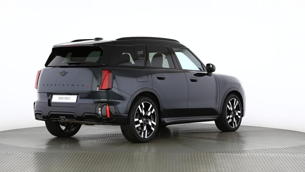 MINI Countryman S ALL4-image-4