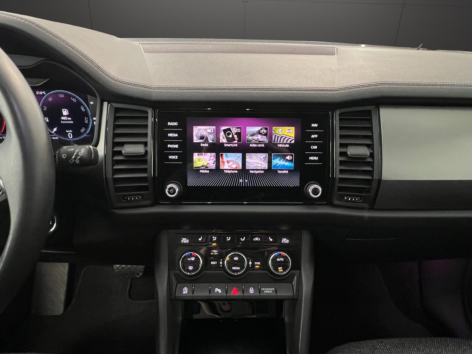 SKODA Kodiaq 2.0 TSI 4x4 Clever-image-10