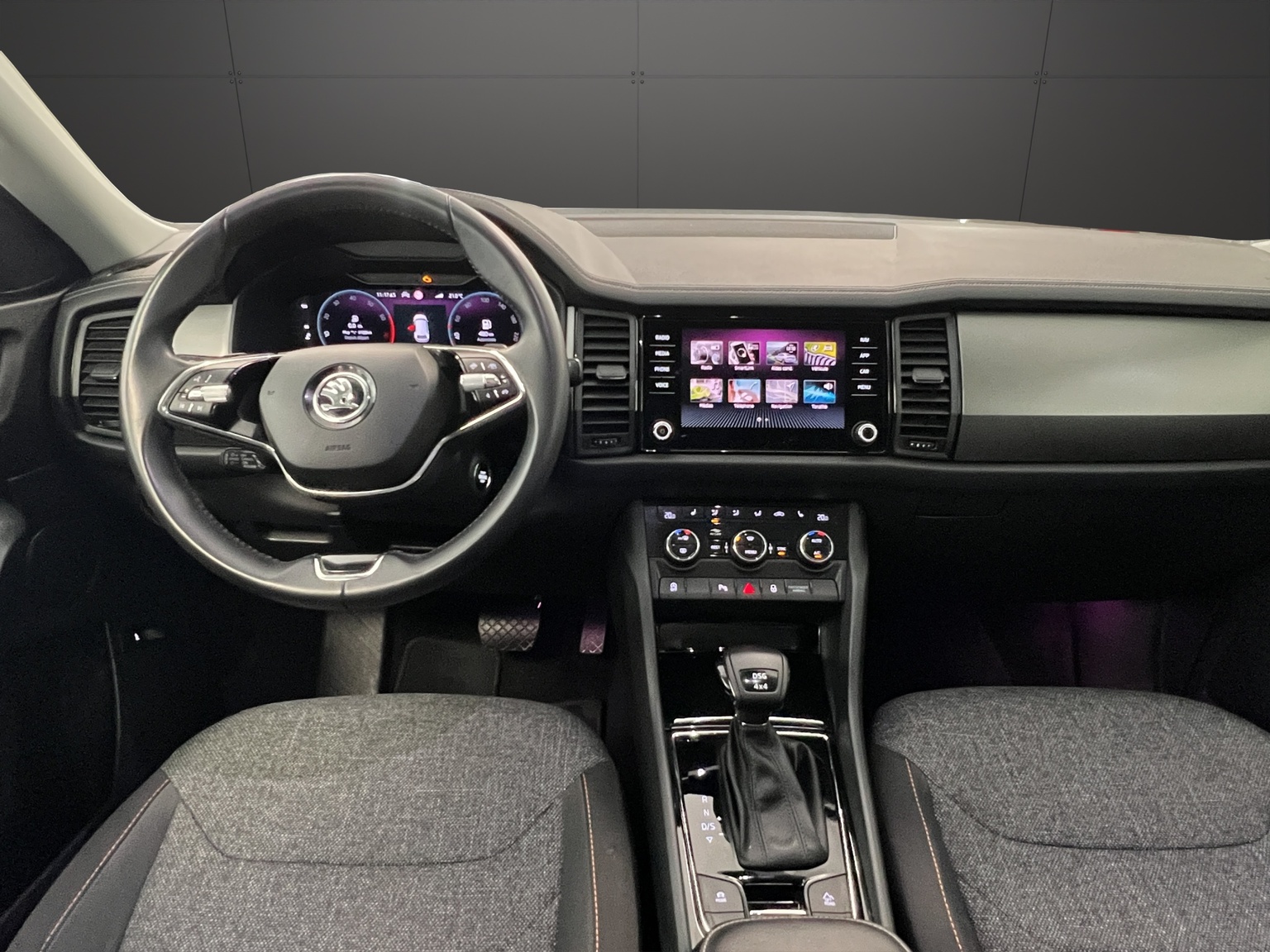 SKODA Kodiaq 2.0 TSI 4x4 Clever-image-9