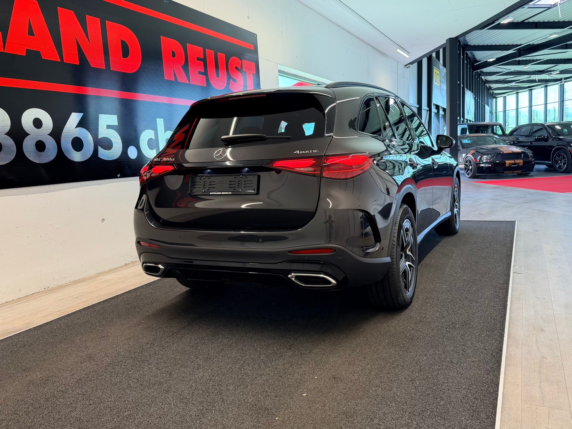 MERCEDES-BENZ GLC 300 d AMG 4Matic 9G-Tronic-image-6
