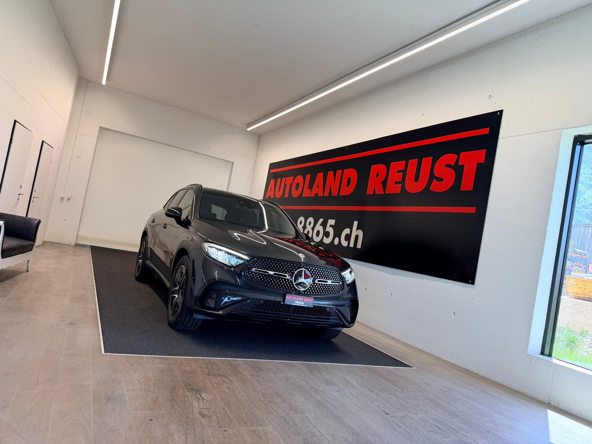 MERCEDES-BENZ GLC 300 d AMG 4Matic 9G-Tronic-image-0