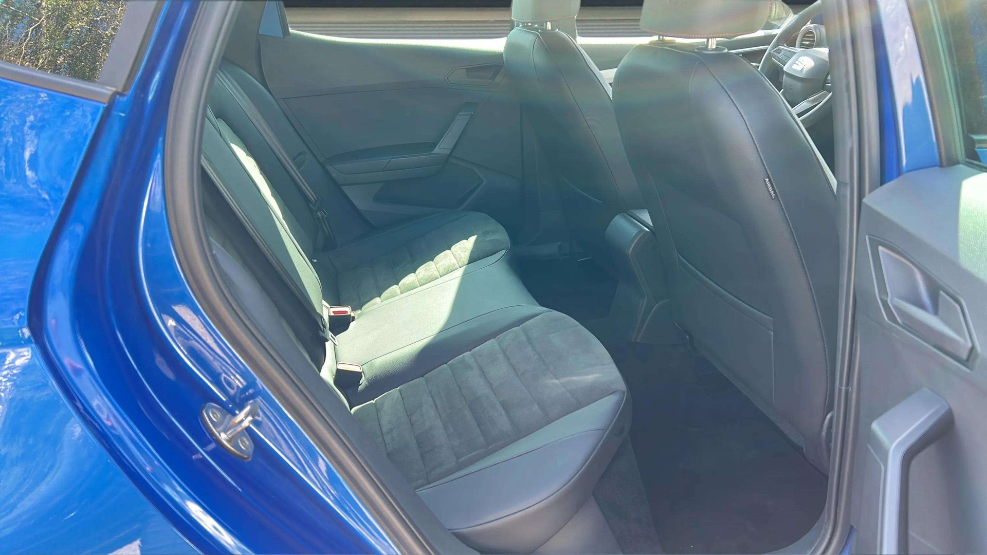 SEAT Ibiza 1.0 EcoTSI FR DSG mit 5J oder bis 100000 Werksgarantie-image-12