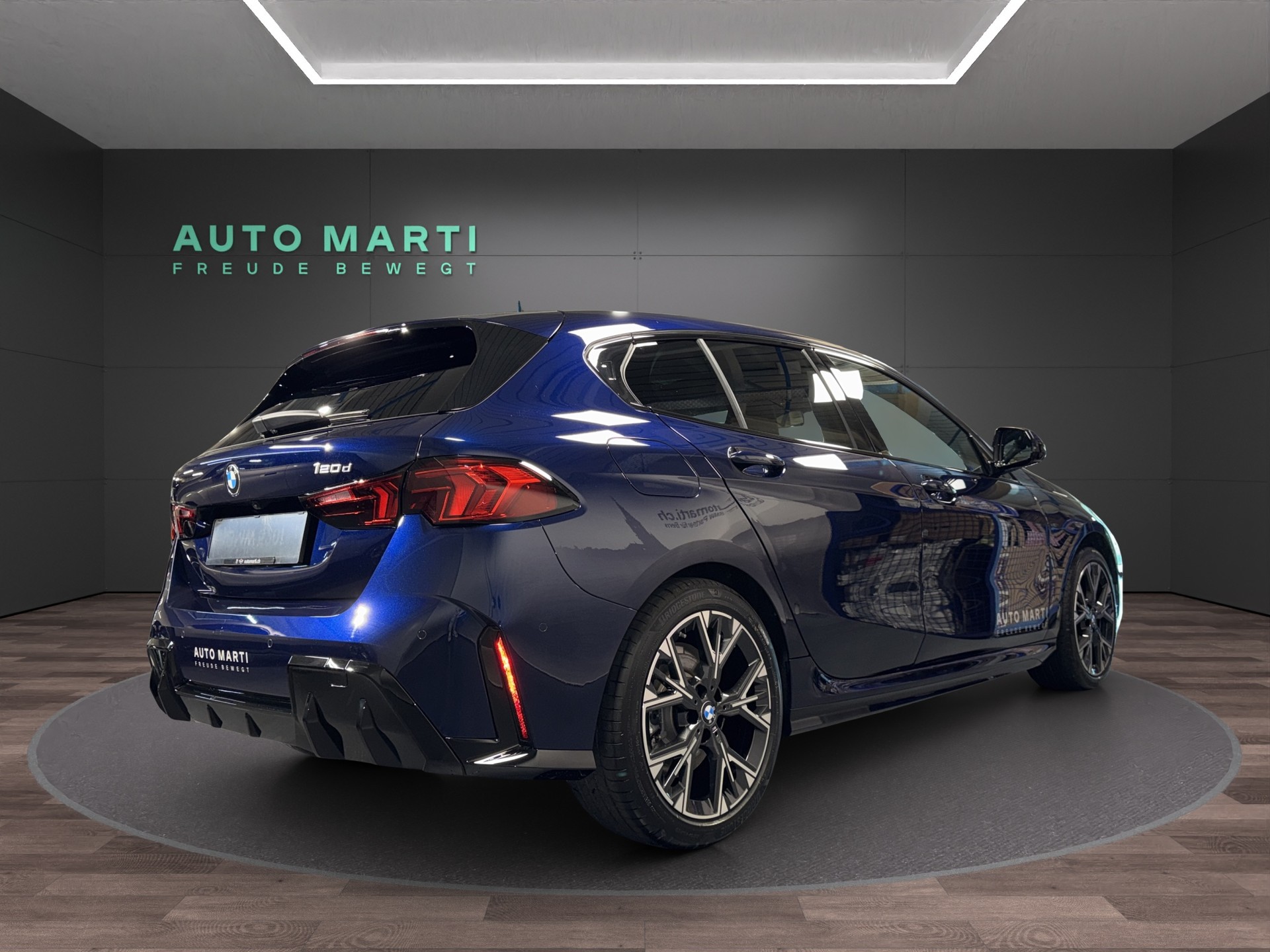 BMW 120d-image-3