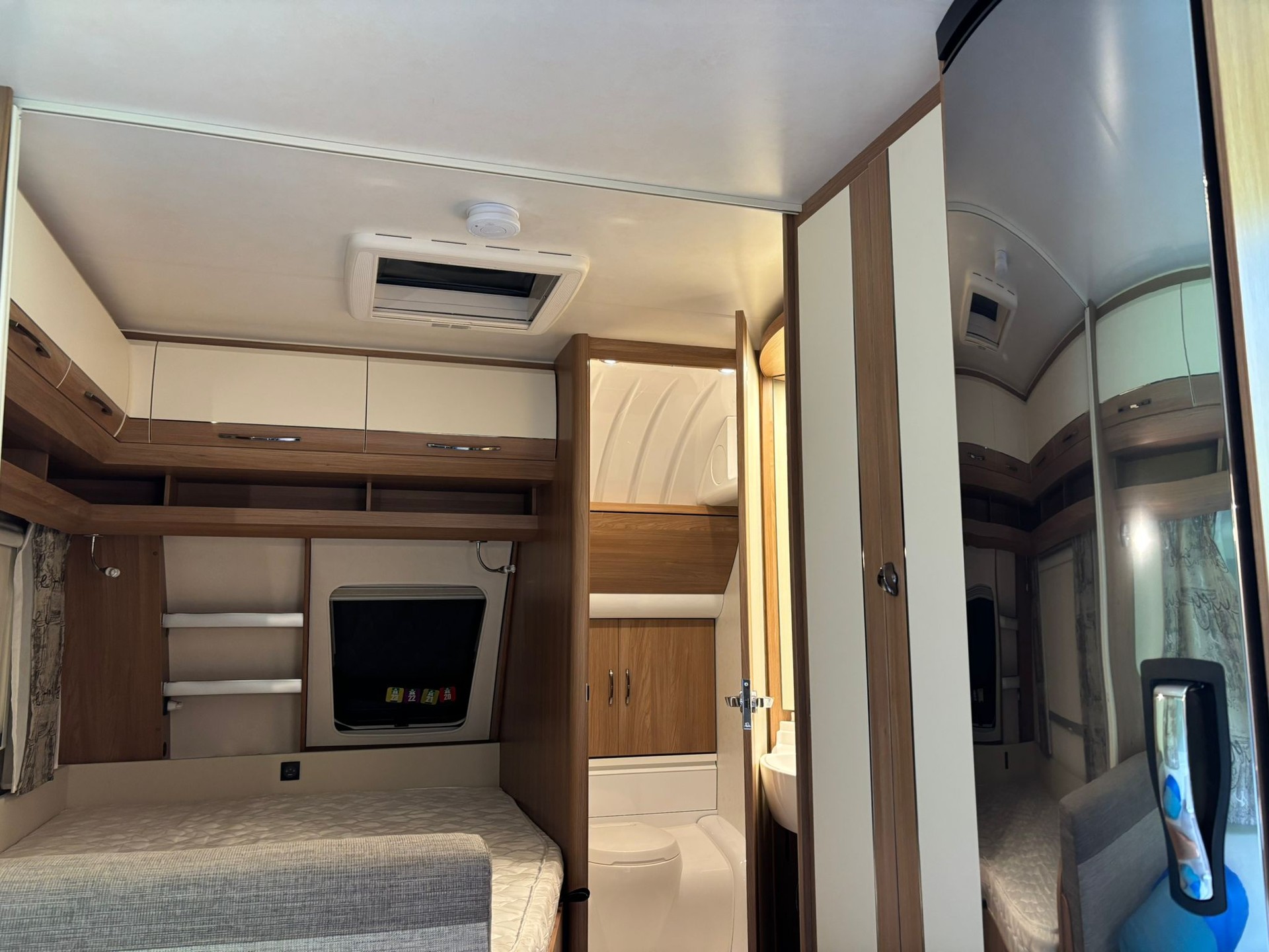 HOBBY 400 SFe De Luxe 2020-image-11