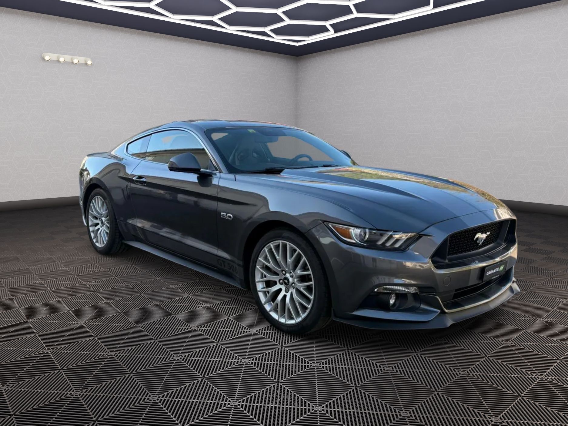 FORD Mustang Fastback 5.0 V8 GT-showroom-element-1