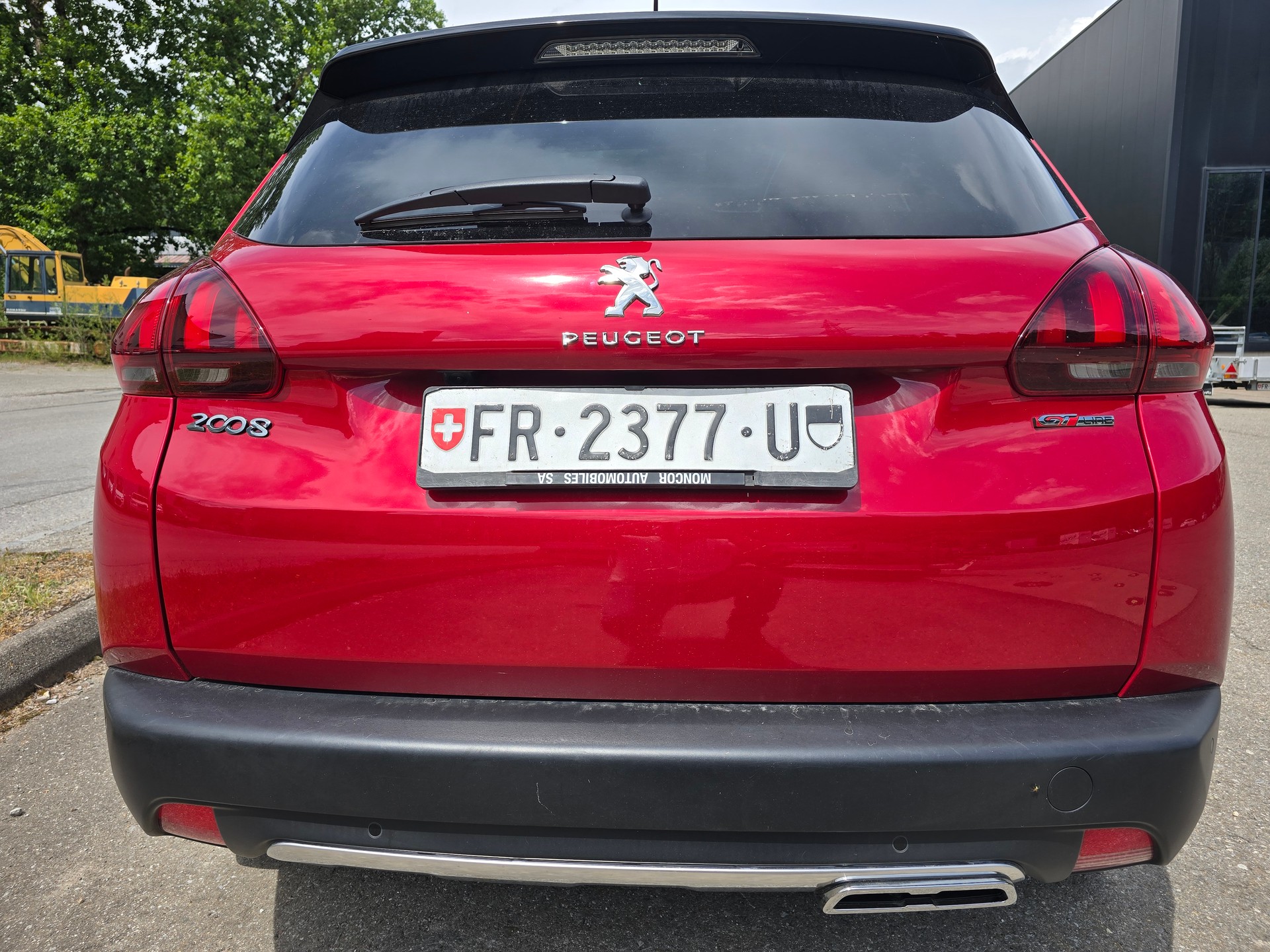 PEUGEOT 2008 1.5 BlueHDi GT Line EAT6-image-3