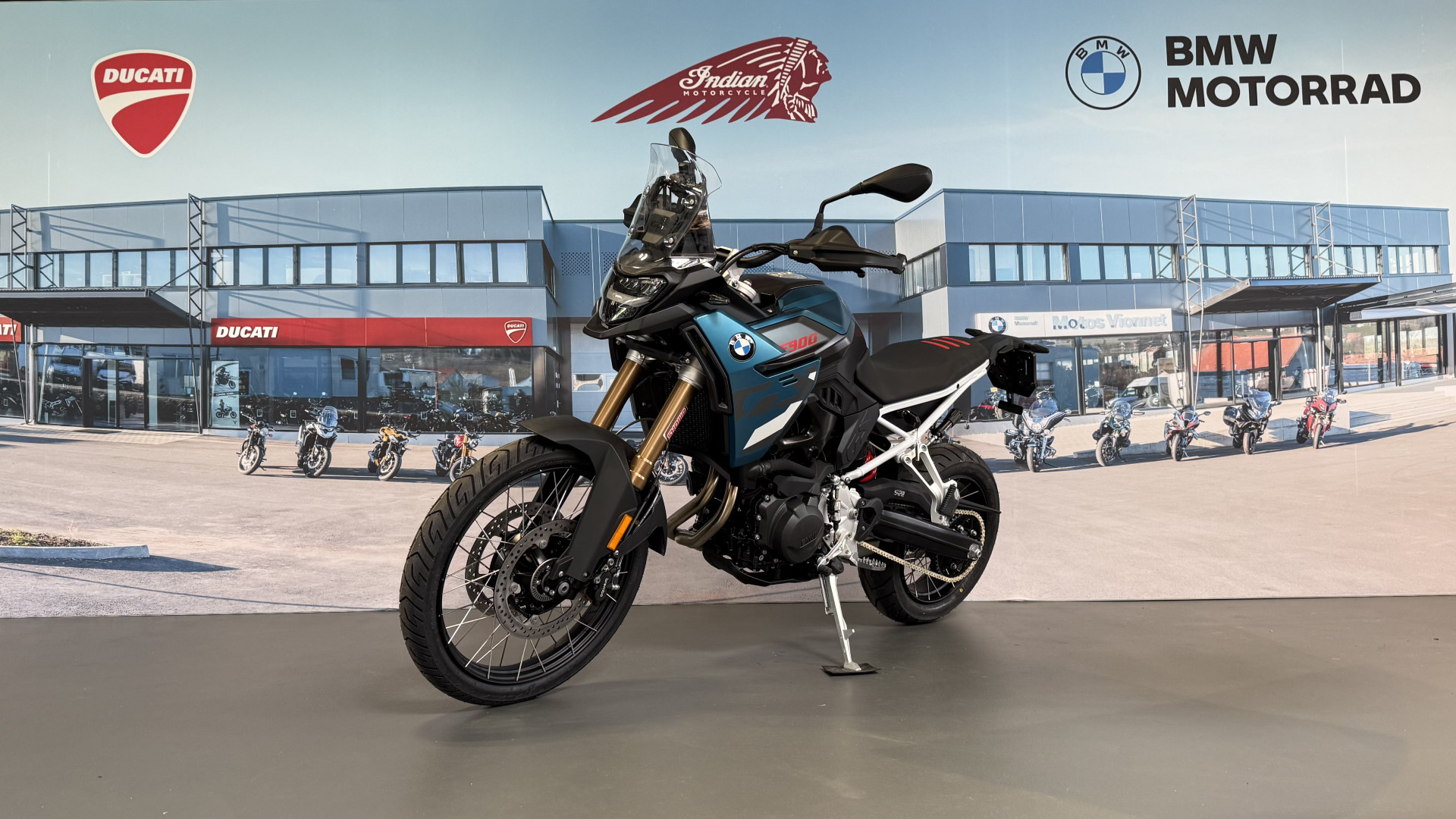BMW F 900 GS Passion Leasing à partir de 2.9%-showroom-element-2