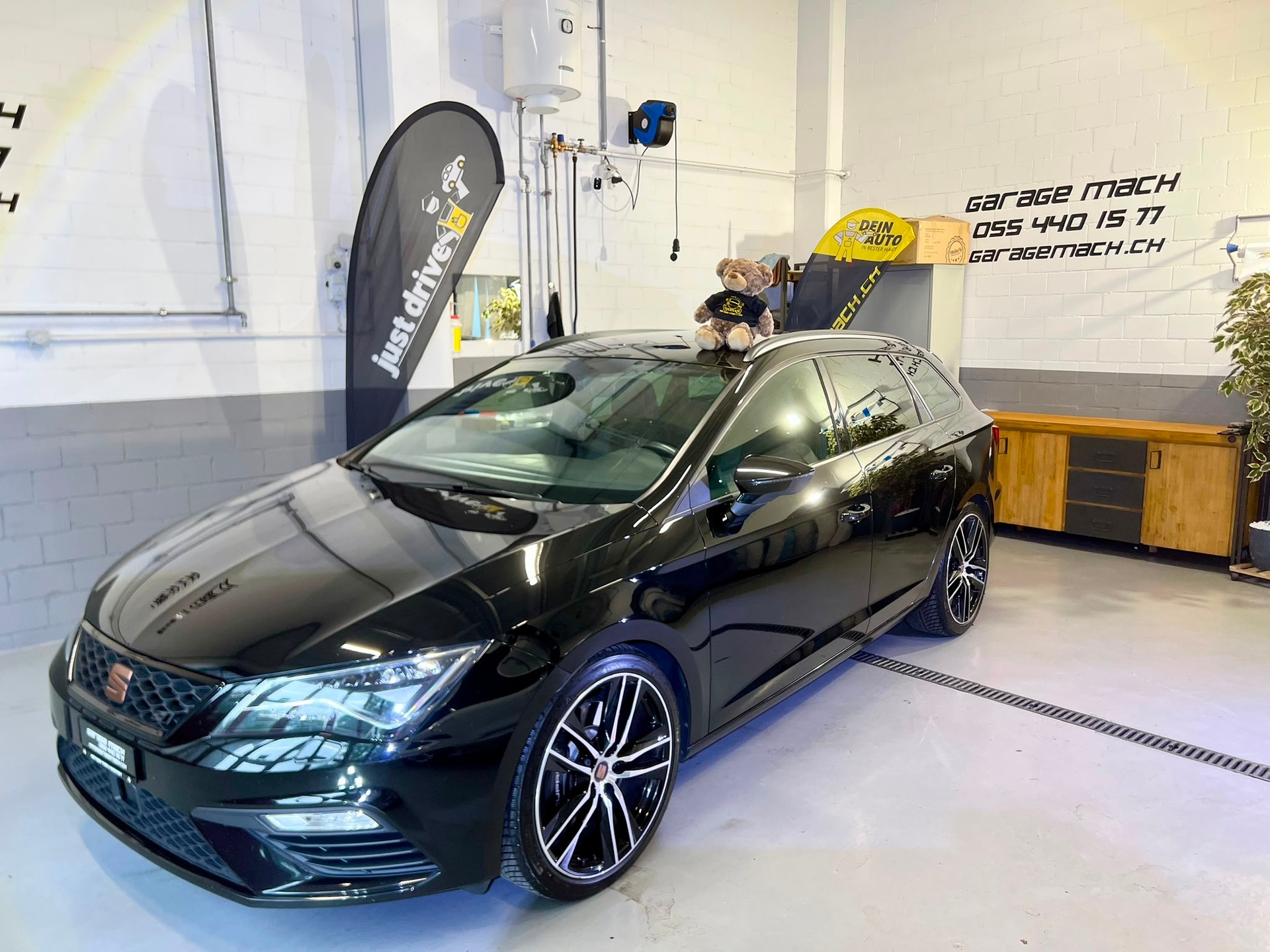 SEAT Leon ST 2.0 TSI Cupra 300 4 Drive DSG ✅