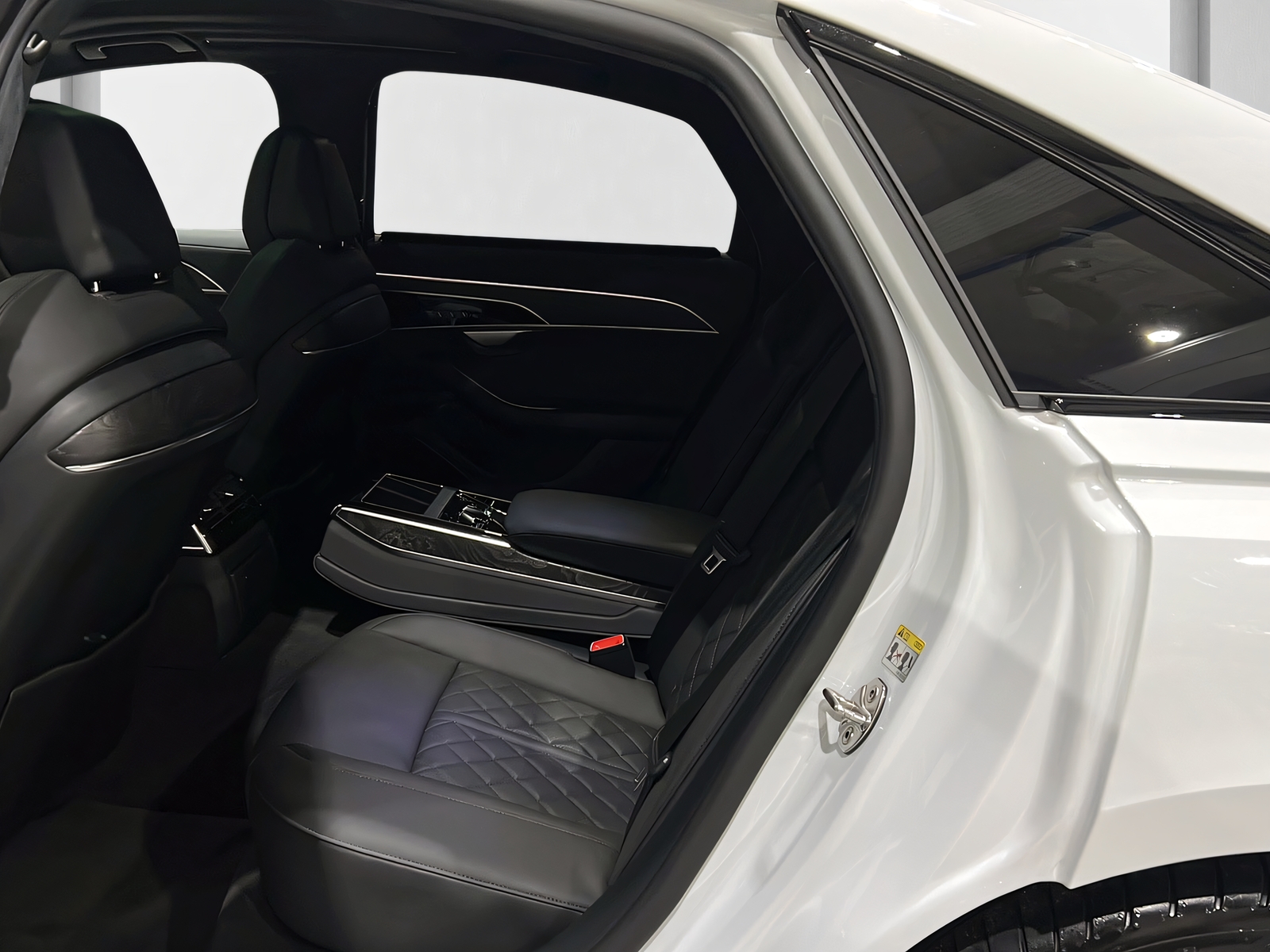 AUDI A8 50 TDI qu**S-Sportsitze,5-Jahre Werksgarantie,Optikpaket,Panodach**Np CHF 186'000.-**-image-8
