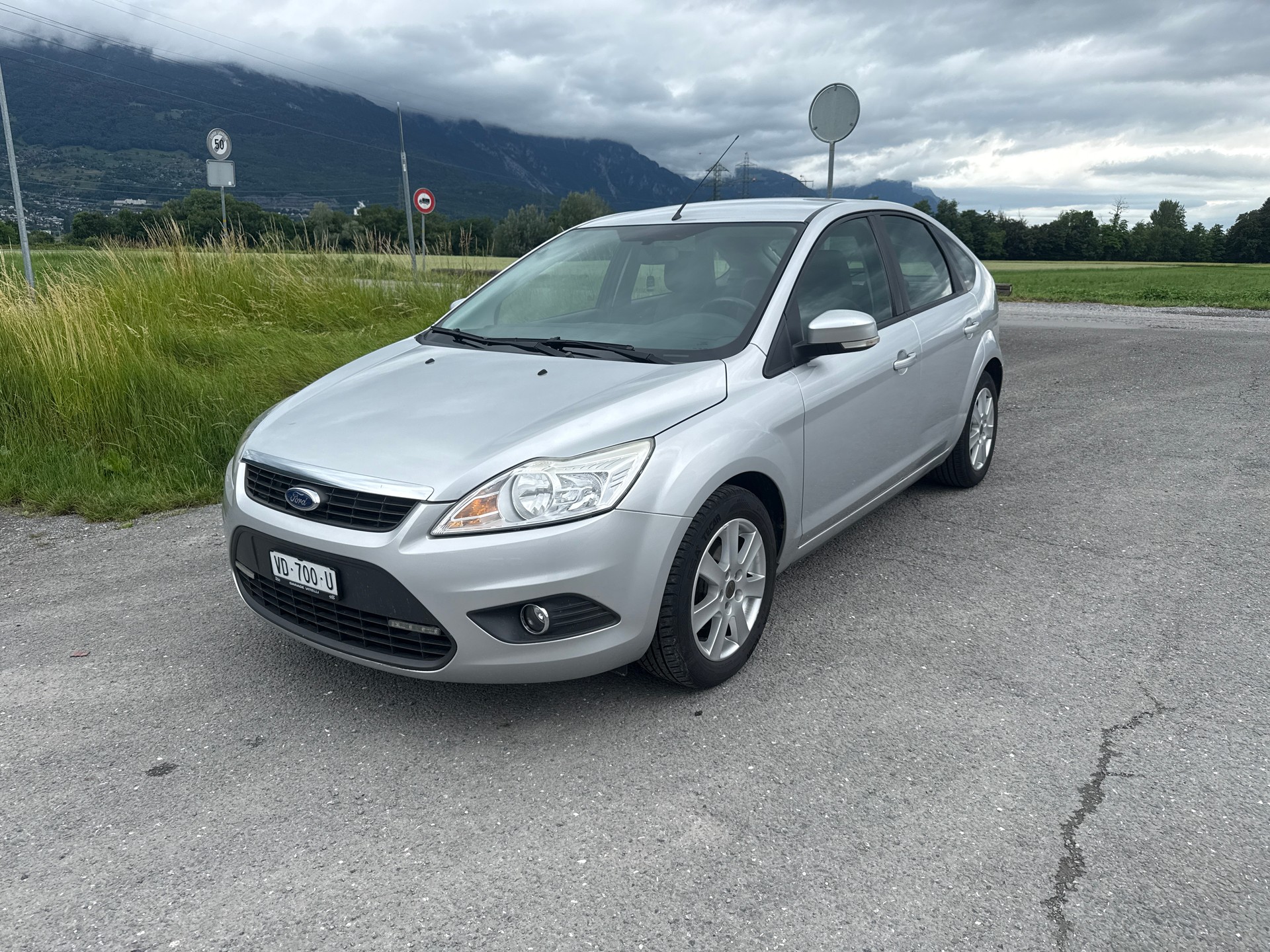 FORD Focus 1.6i Carving-image-0