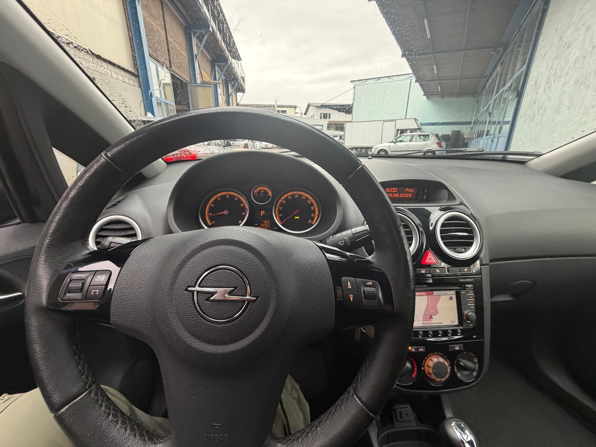 OPEL Corsa 1.4 TP Color Edition Automatic-image-4