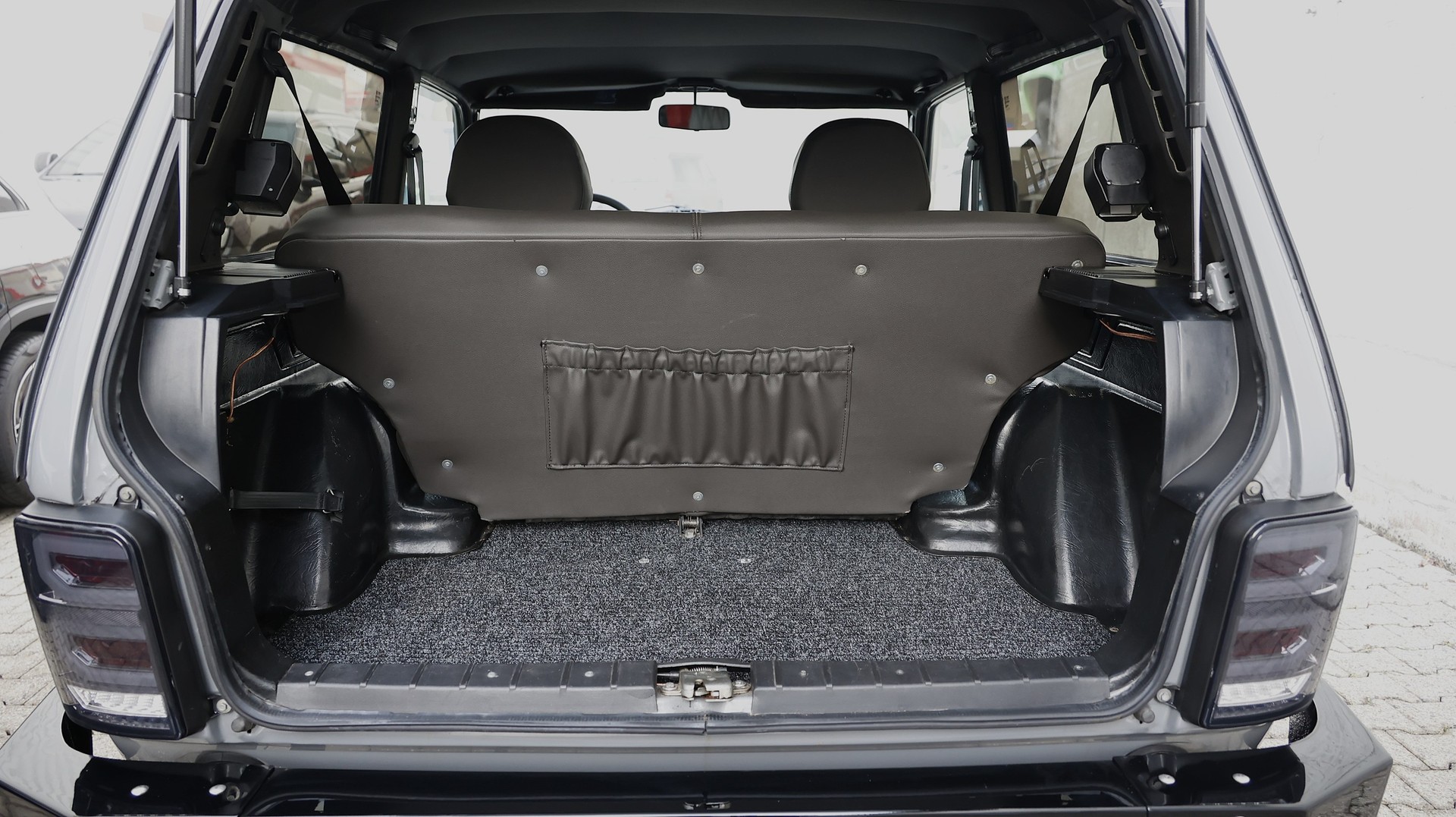 LADA Niva 4x4 1.7i-image-22