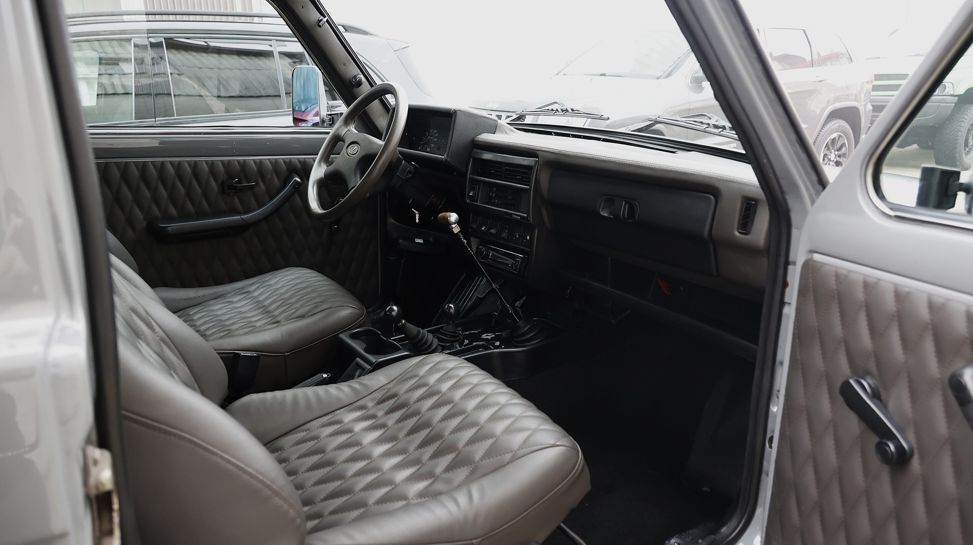 LADA Niva 4x4 1.7i-image-17
