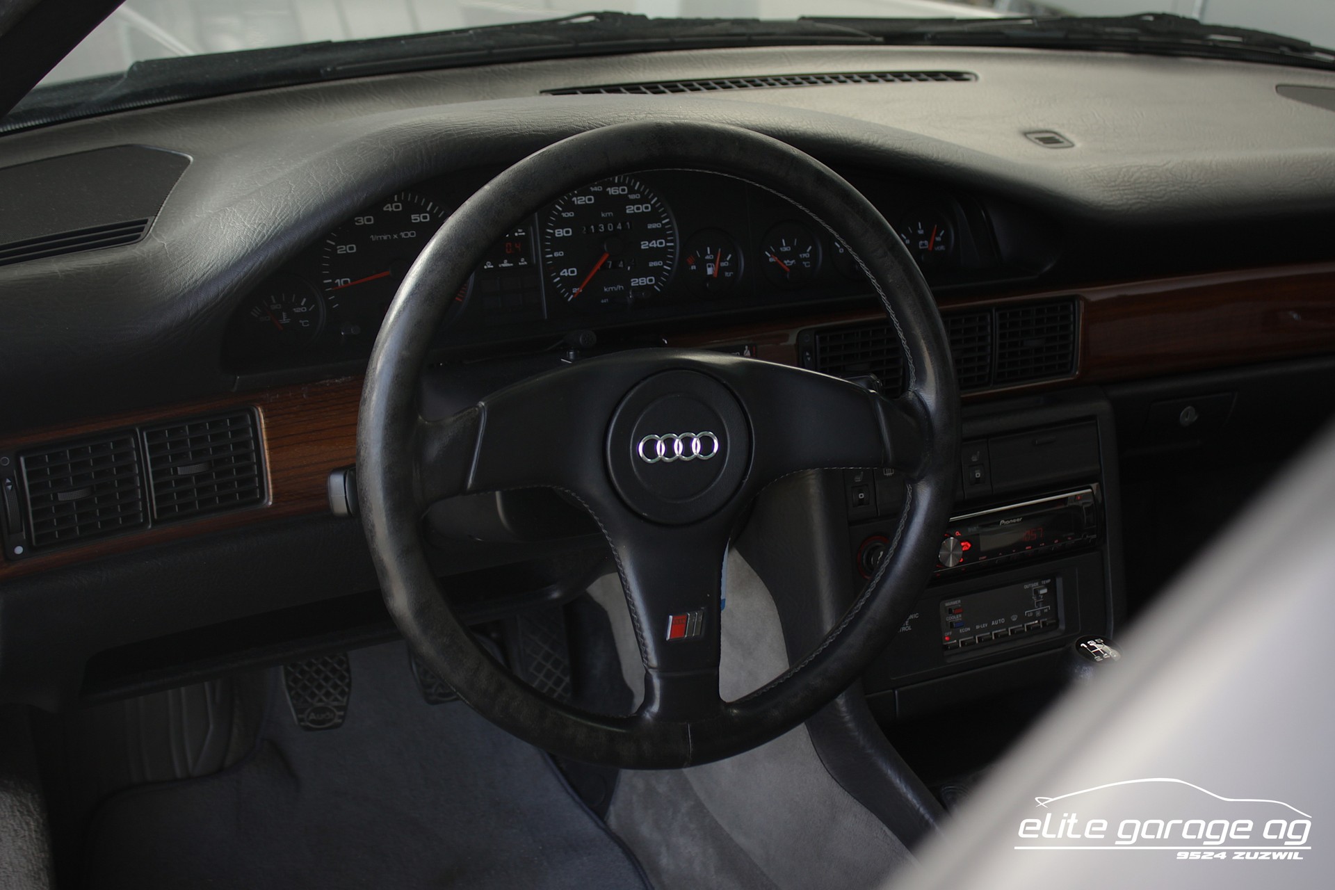 AUDI 200 Avant Turbo 20V quattro-image-14