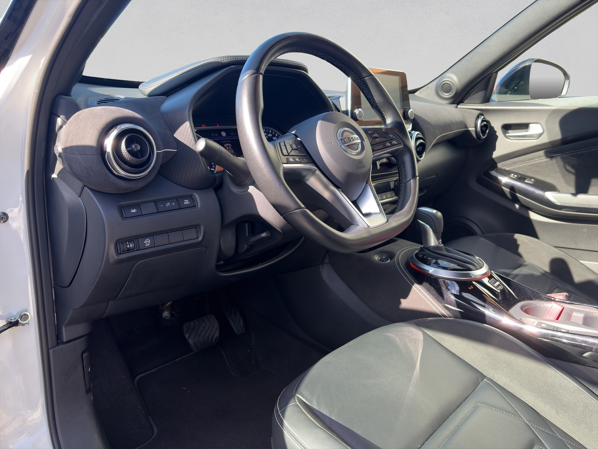 NISSAN Juke 1.0 DIG-T N-Design DCT-image-14