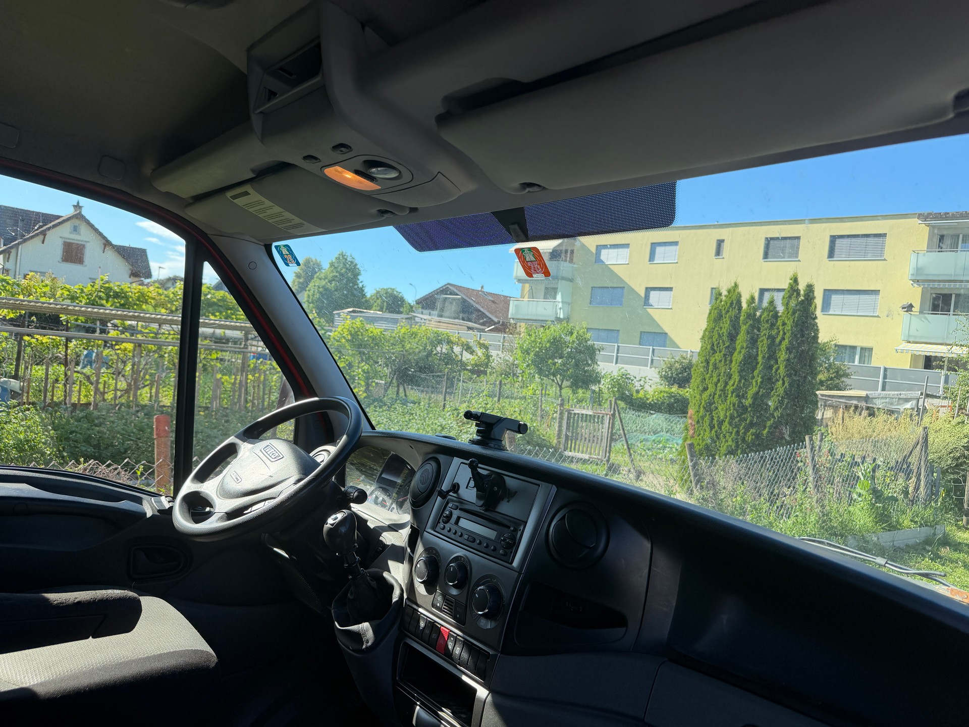 IVECO 35 S 15-image-8