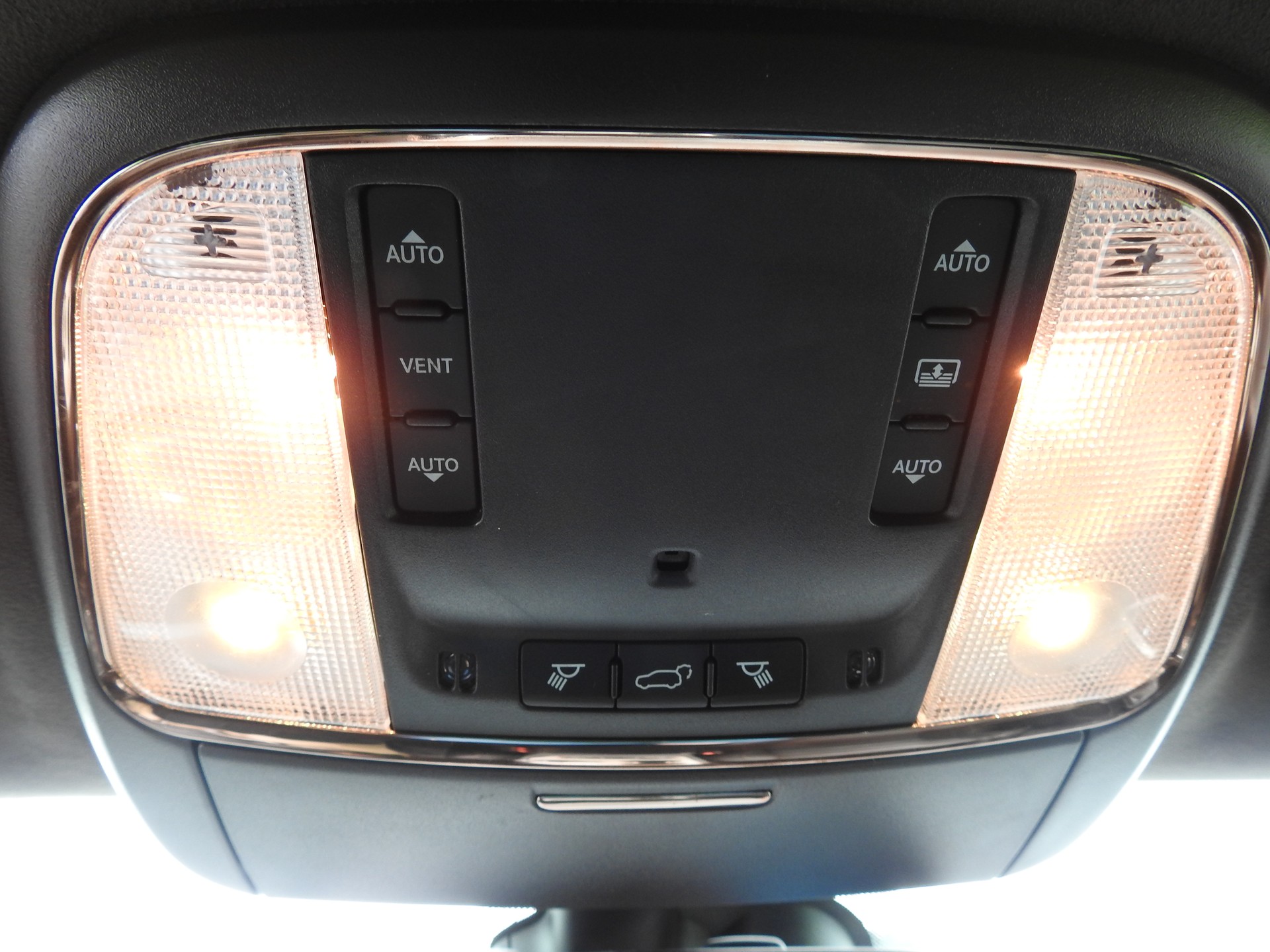 JEEP Grand Cherokee 3.0 CRD Summit Automatic-image-23
