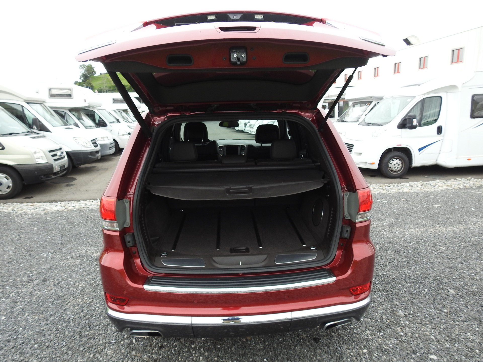 JEEP Grand Cherokee 3.0 CRD Summit Automatic-image-11