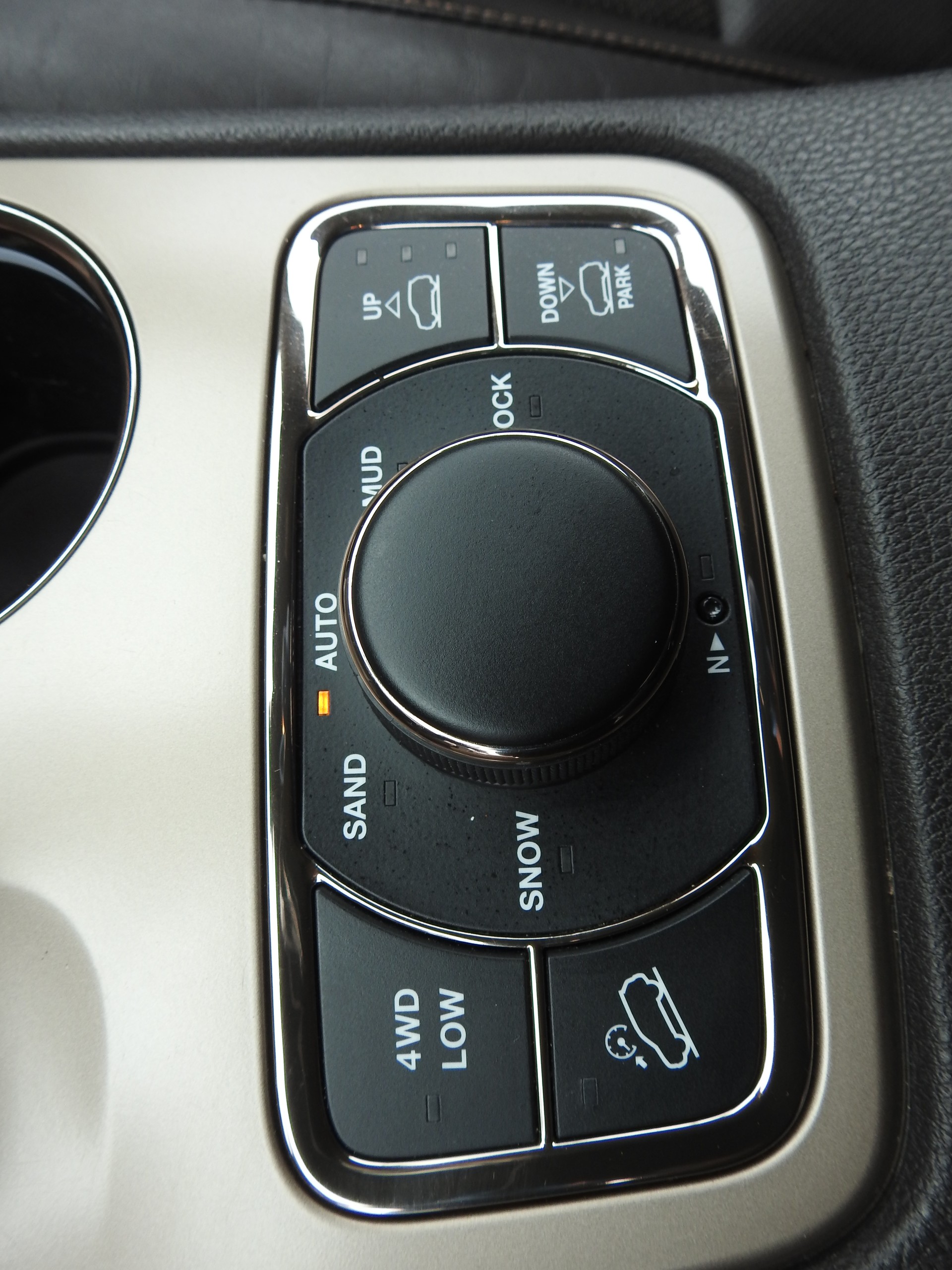 JEEP Grand Cherokee 3.0 CRD Summit Automatic-image-22