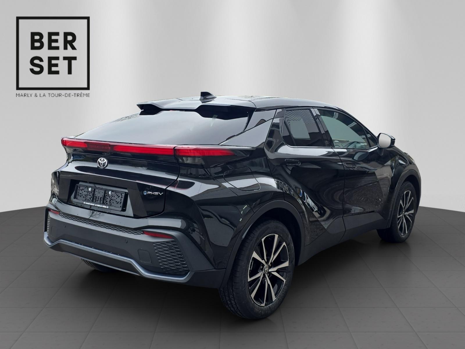 TOYOTA C-HR 2.0 PHEV Swiss Edition-image-4
