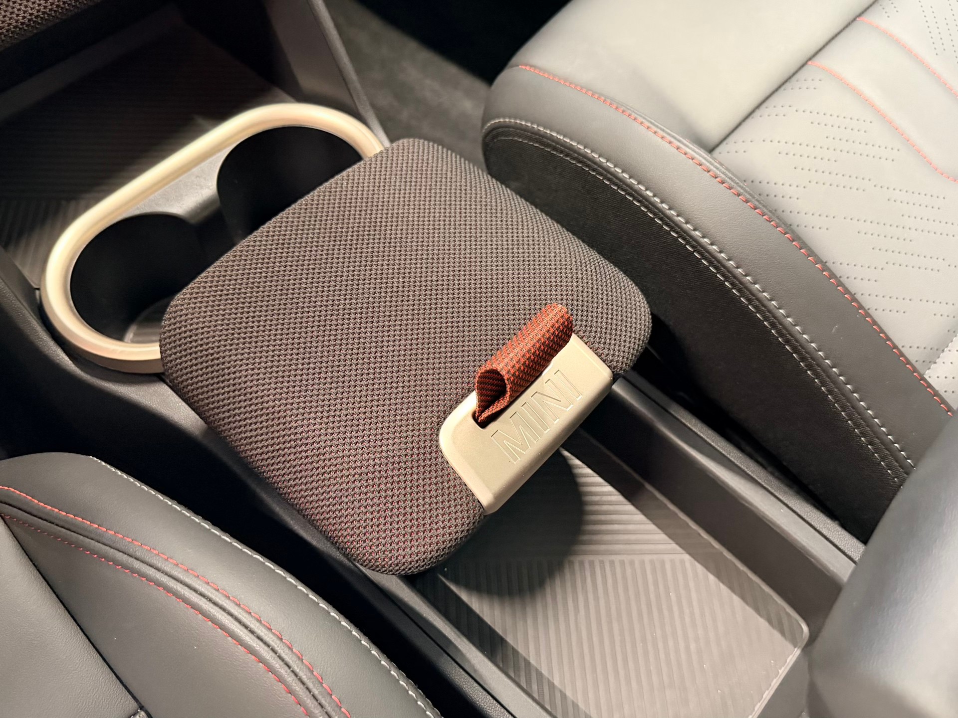 MINI Countryman John Cooper Works ALL4 Steptronic-image-24