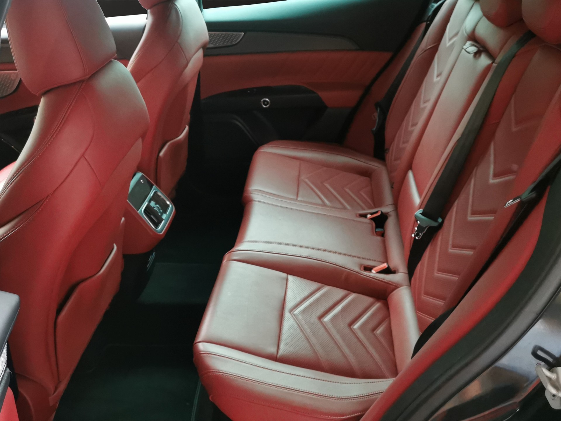 MASERATI Grecale 2.0 MHEV Modena Hybrid Automatica-image-13