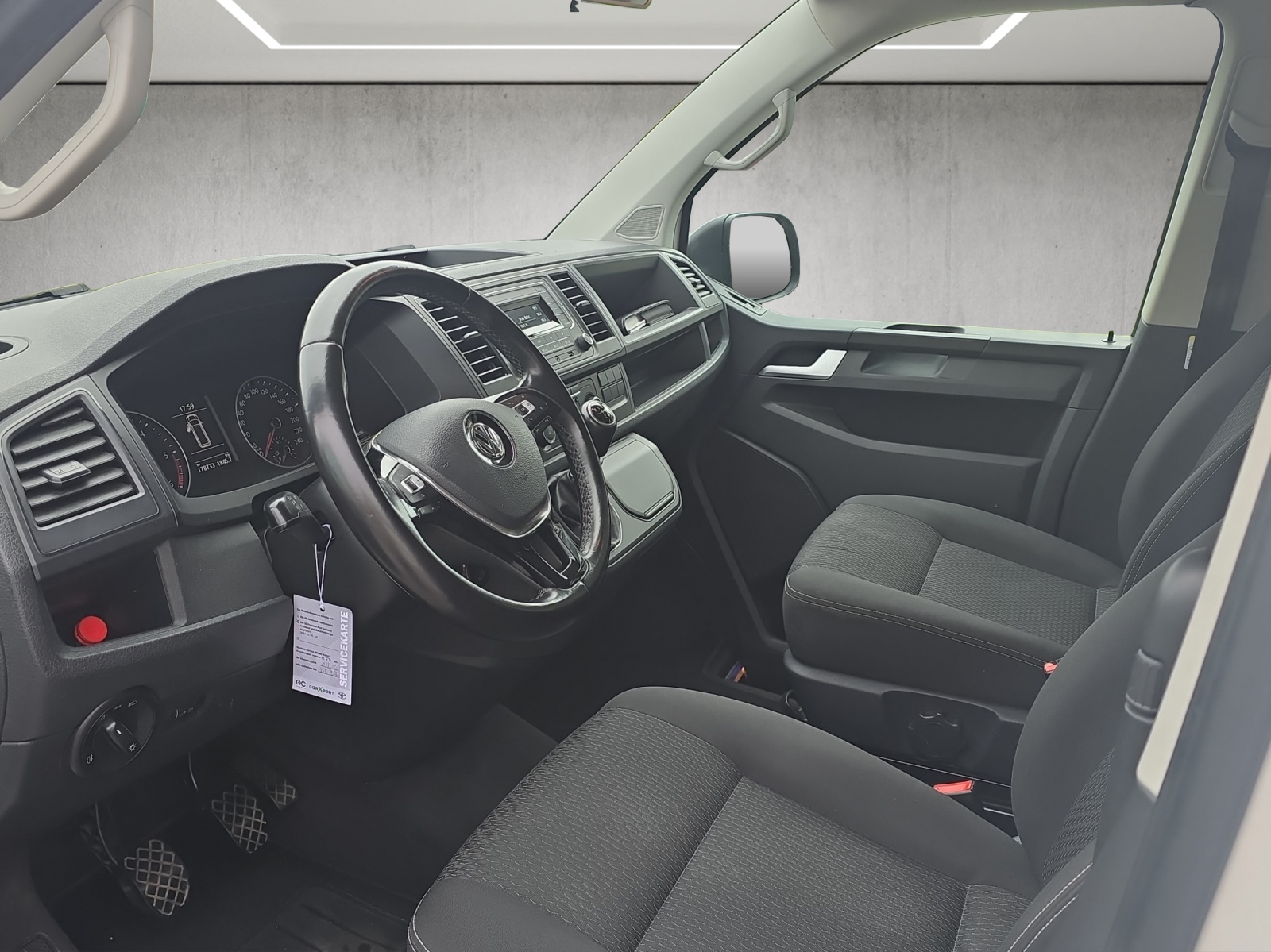 VW T6 Multivan 2.0 TDI Trendline-image-9