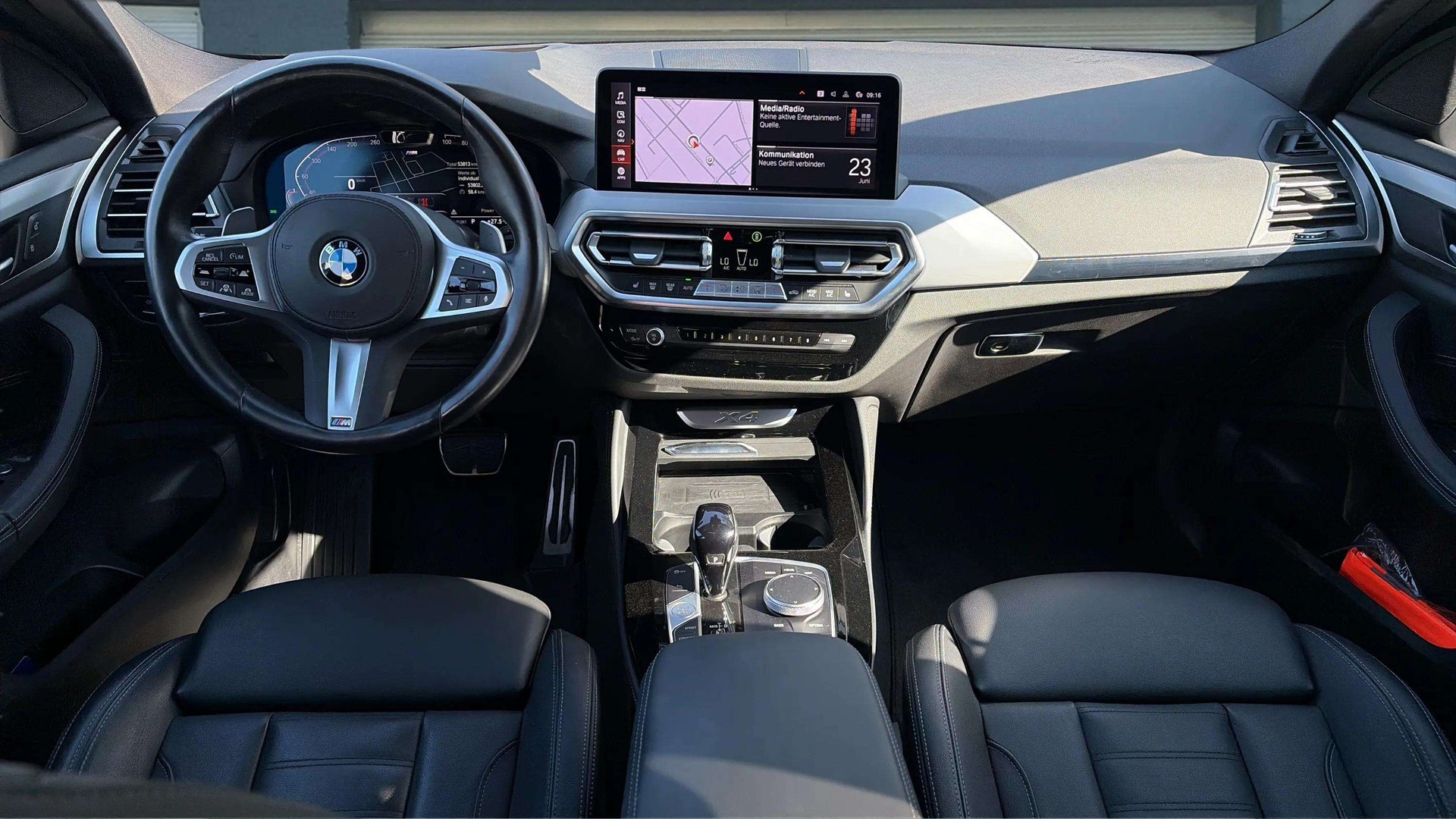 BMW X4 xDrive 48V 30d M Sport Steptronic mit AHK & Head-Up Display-image-9