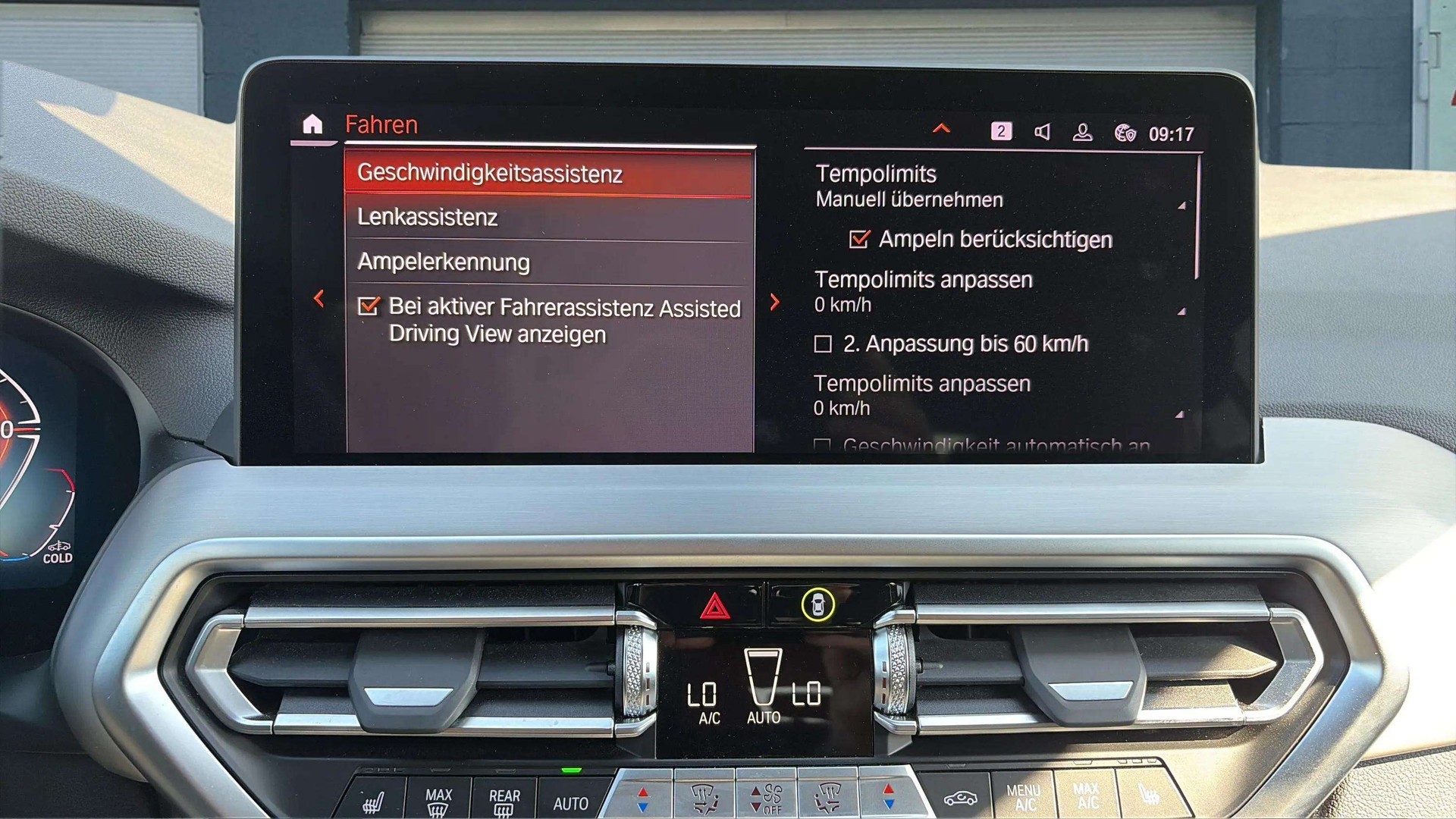 BMW X4 xDrive 48V 30d M Sport Steptronic mit AHK & Head-Up Display-image-19