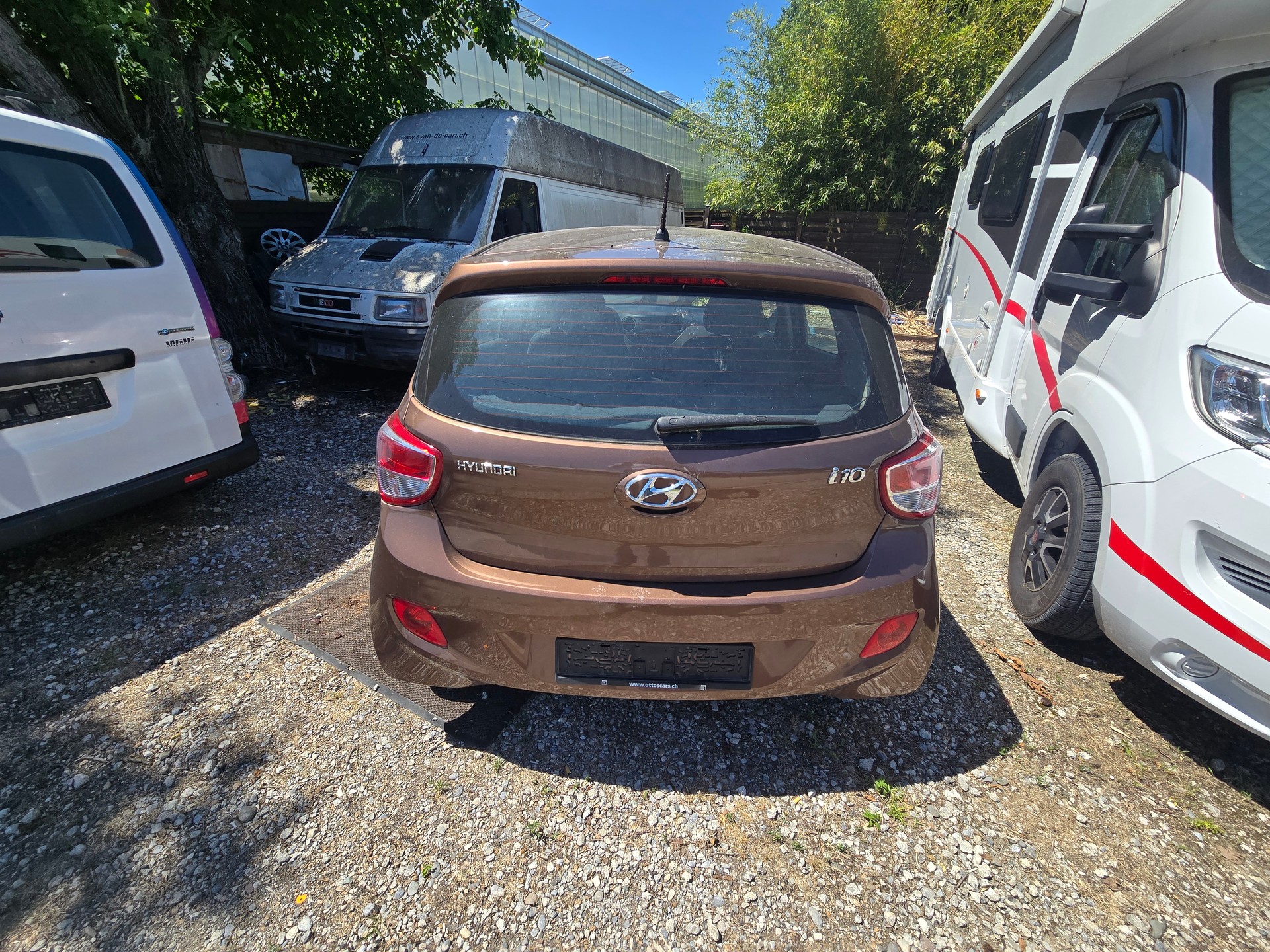 HYUNDAI i10-image-0