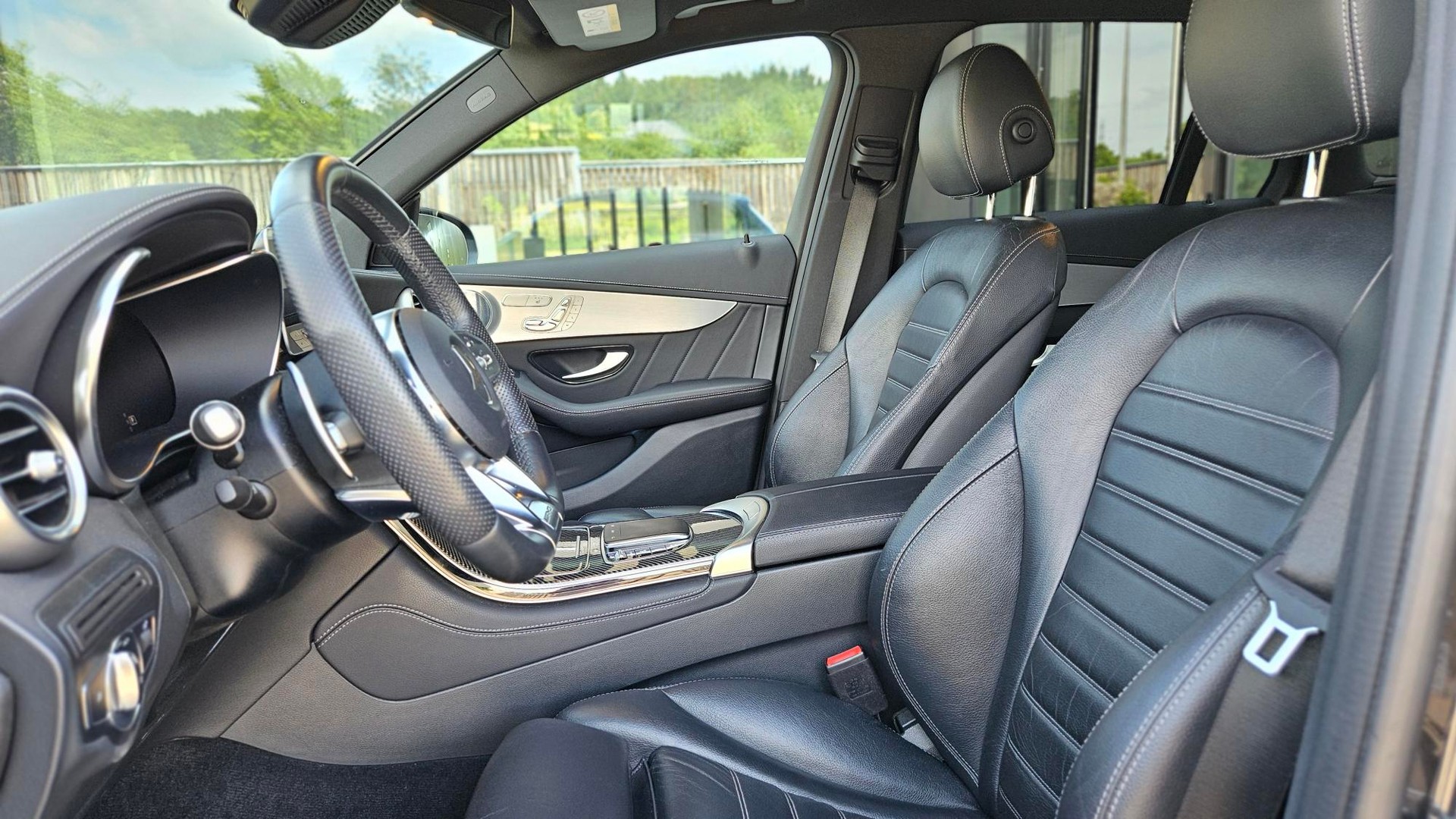 MERCEDES-BENZ GLC 43 AMG 4m-image-10