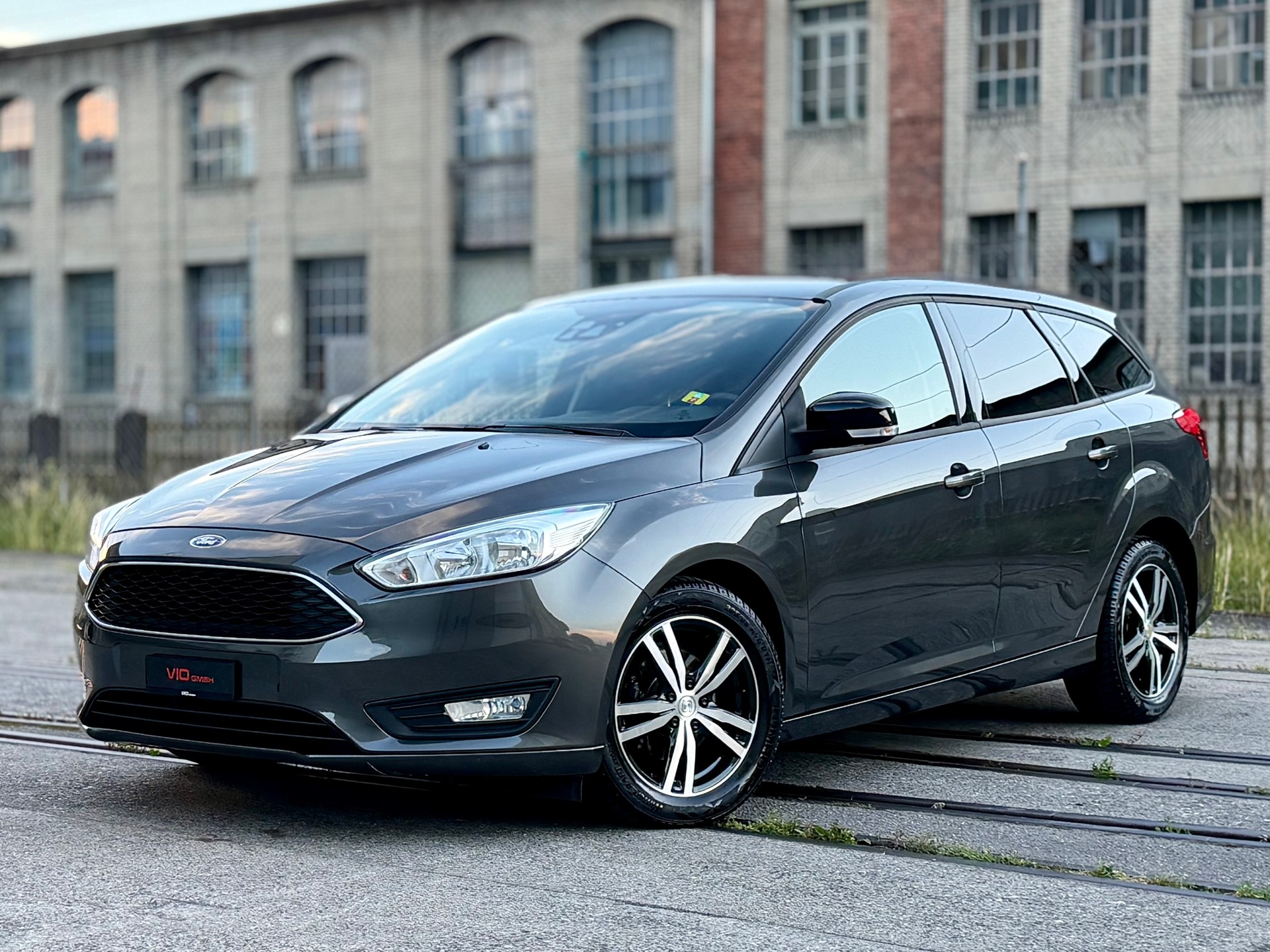 FORD Focus 1.0 SCTi Business-image-0