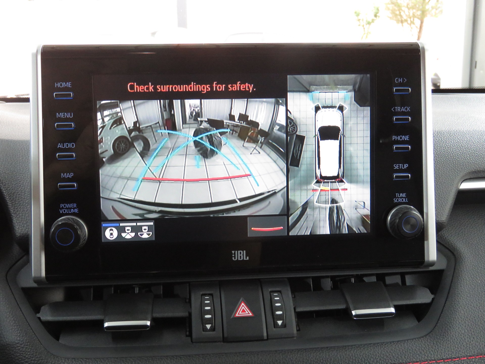 TOYOTA RAV-4 2.5 PHEV Platinum e-CVT 4WD (Automat)-image-17