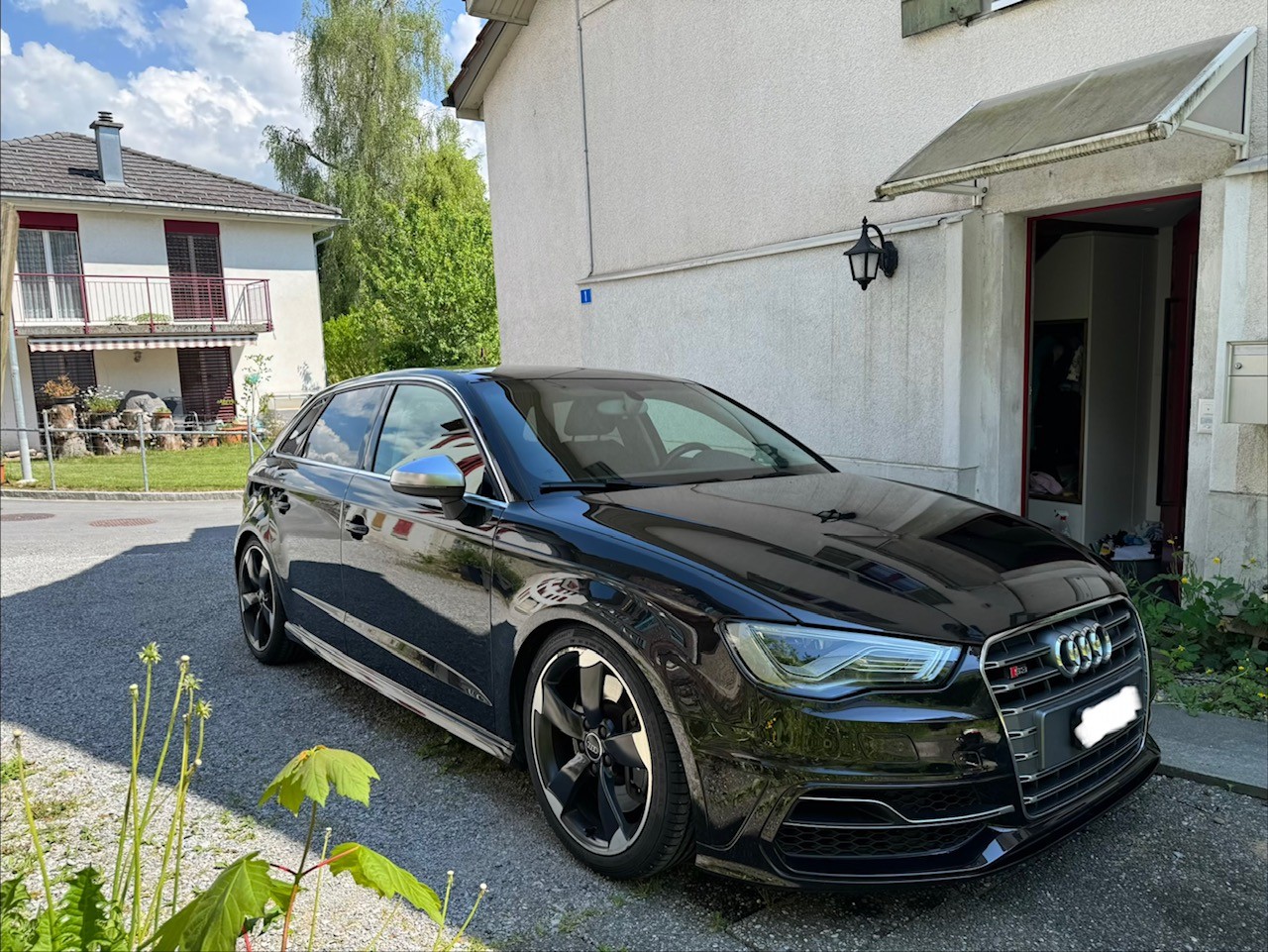 AUDI 2.0 T FSI quattro S-Tronic-image-1