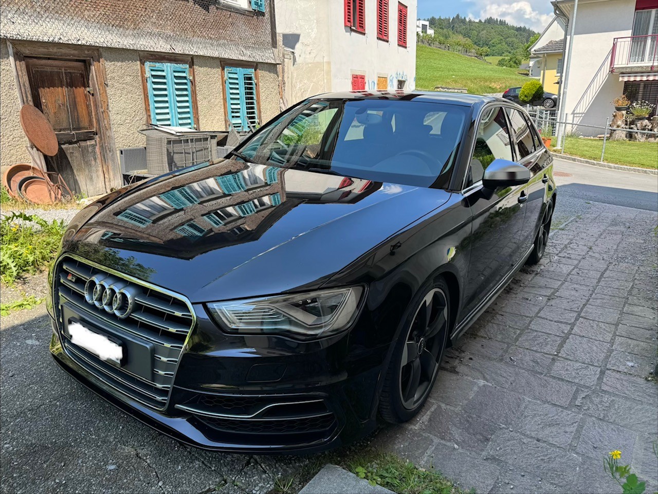 AUDI 2.0 T FSI quattro S-Tronic-image-0