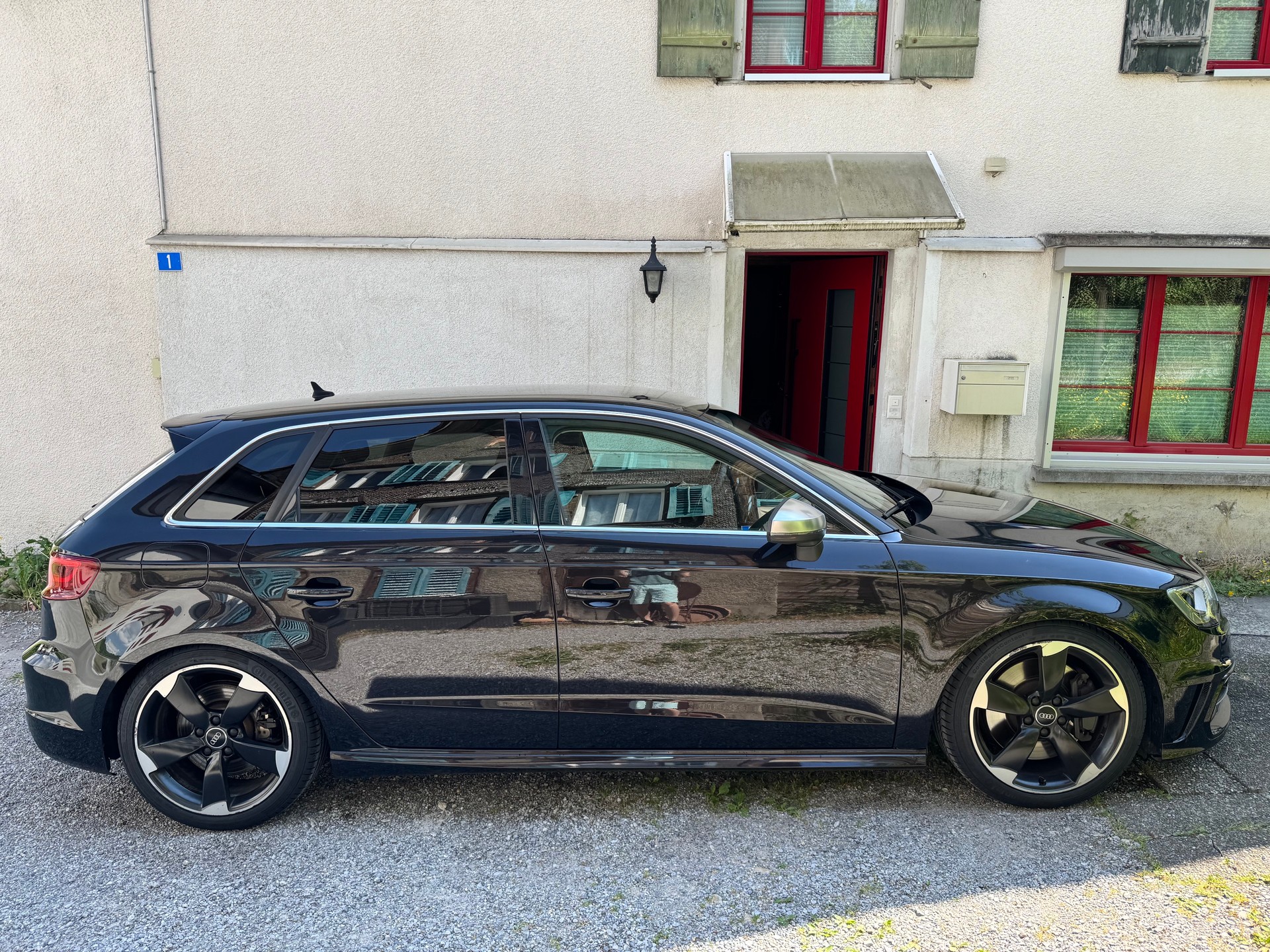 AUDI 2.0 T FSI quattro S-Tronic-image-2