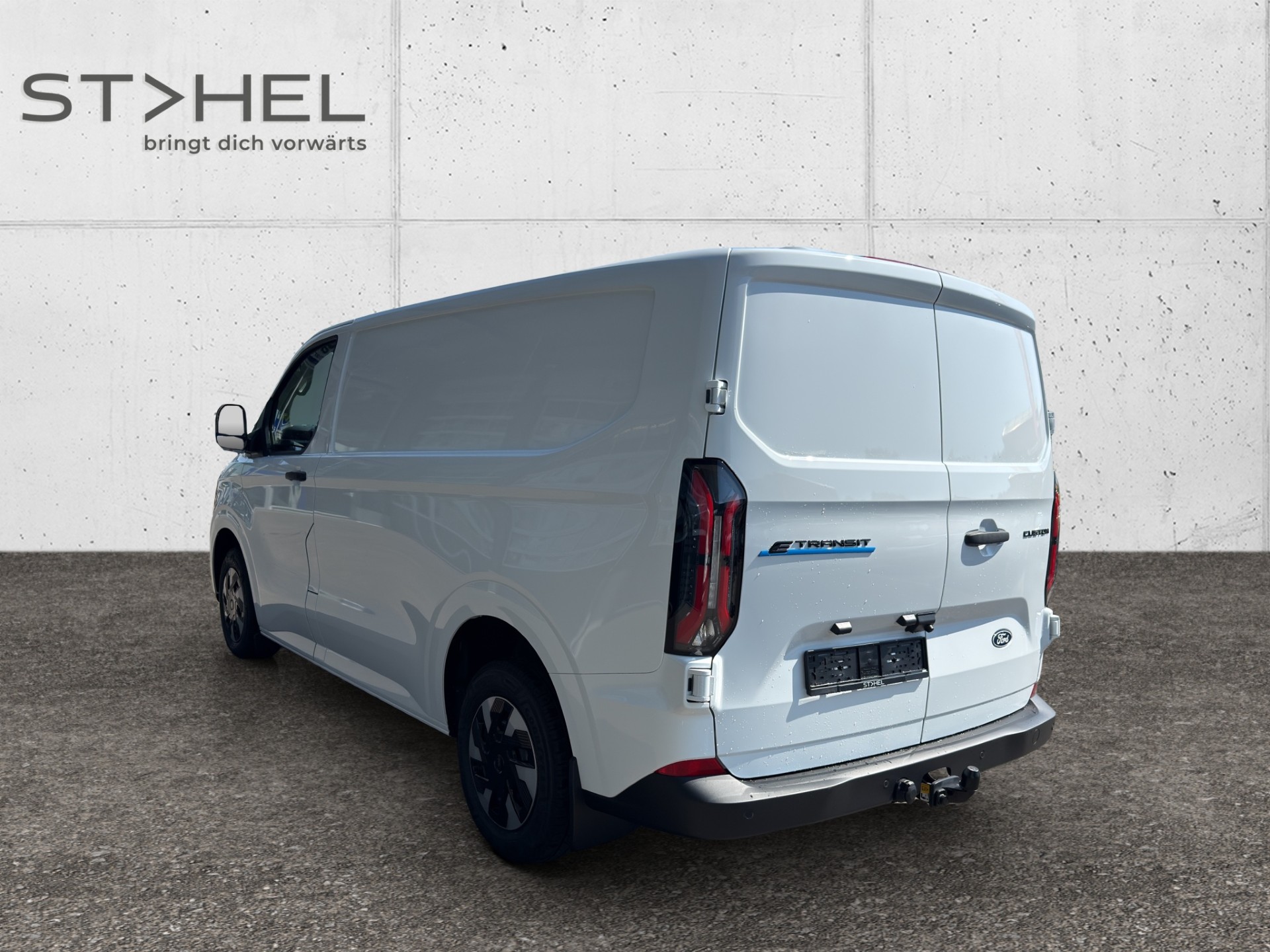 FORD E-Transit C Van 320 L1 Trend-image-4
