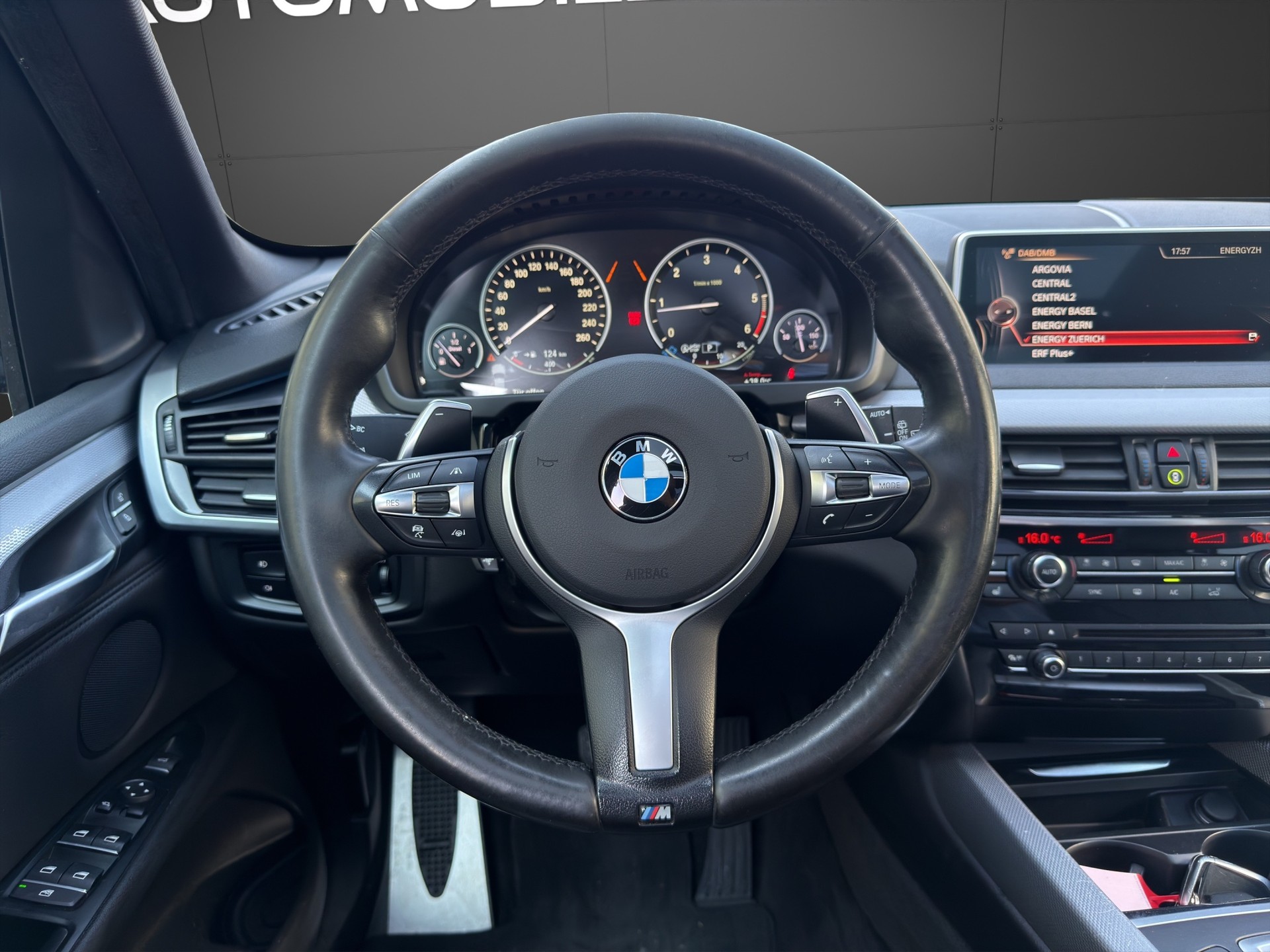 BMW X5 xDrive 30d Steptronic M Sport-image-11