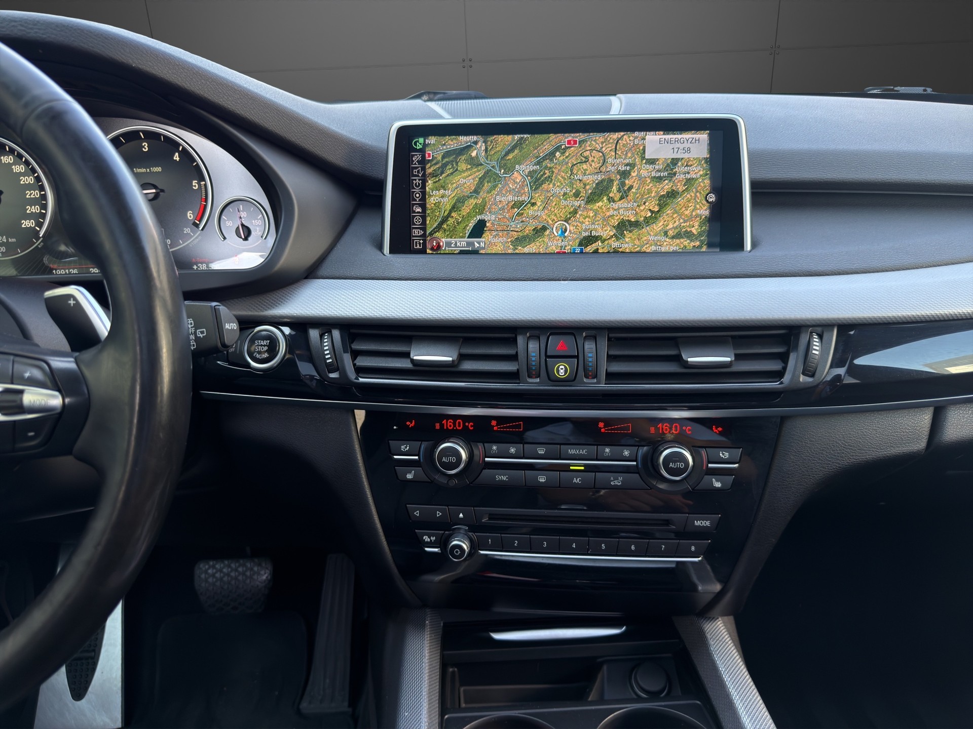 BMW X5 xDrive 30d Steptronic M Sport-image-14
