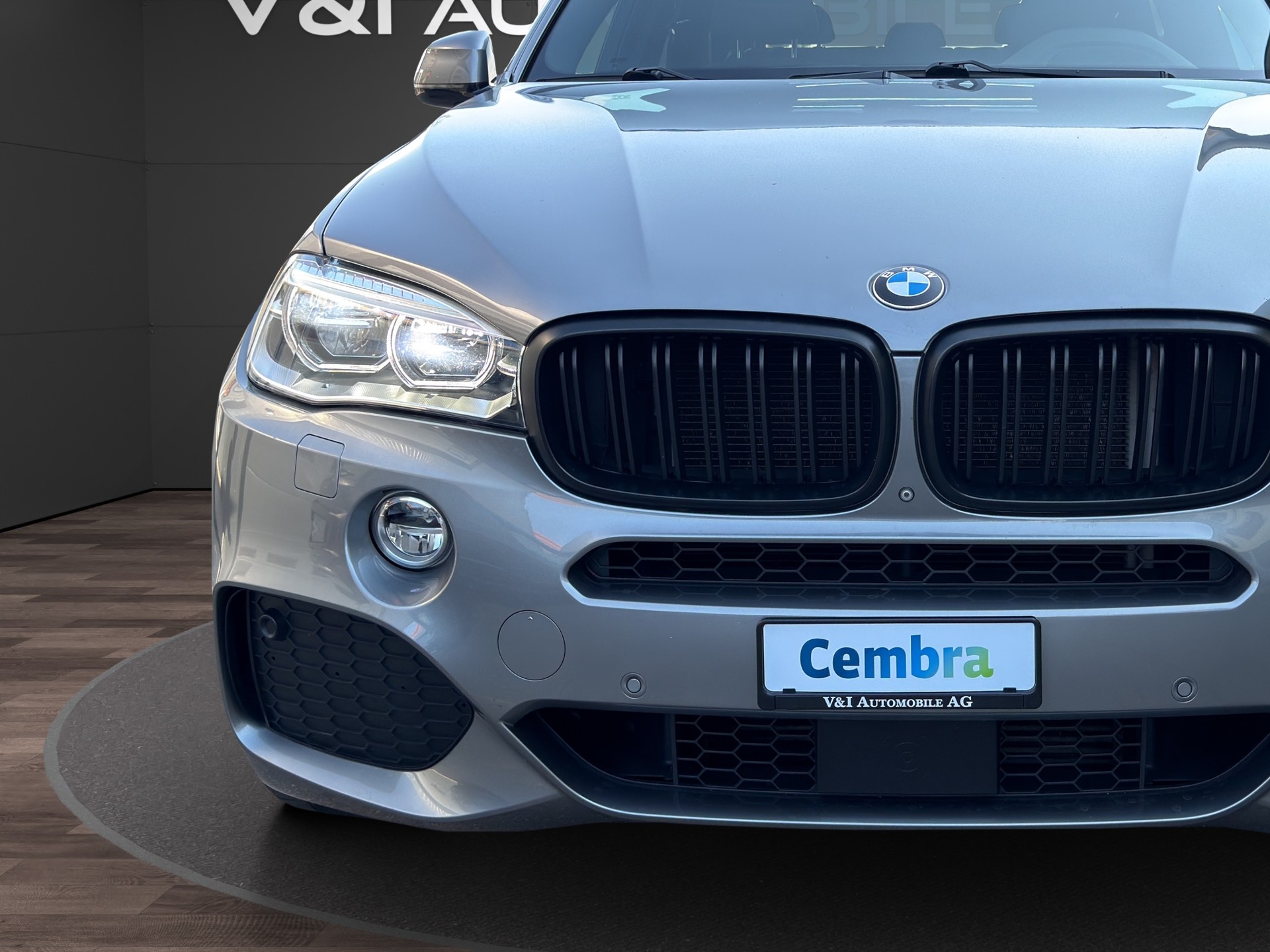 BMW X5 xDrive 30d Steptronic M Sport-image-8