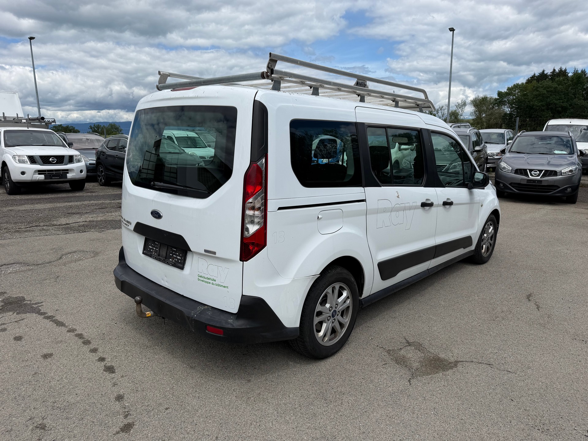 FORD Grand Tourneo Connect 1.5 EcoBlue Trend-image-3