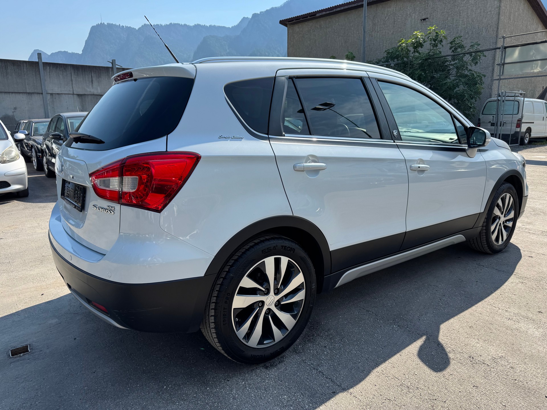 SUZUKI SX4 S-Cross 1.4 16VSergio Cellano Top 4WD Autom.-image-3