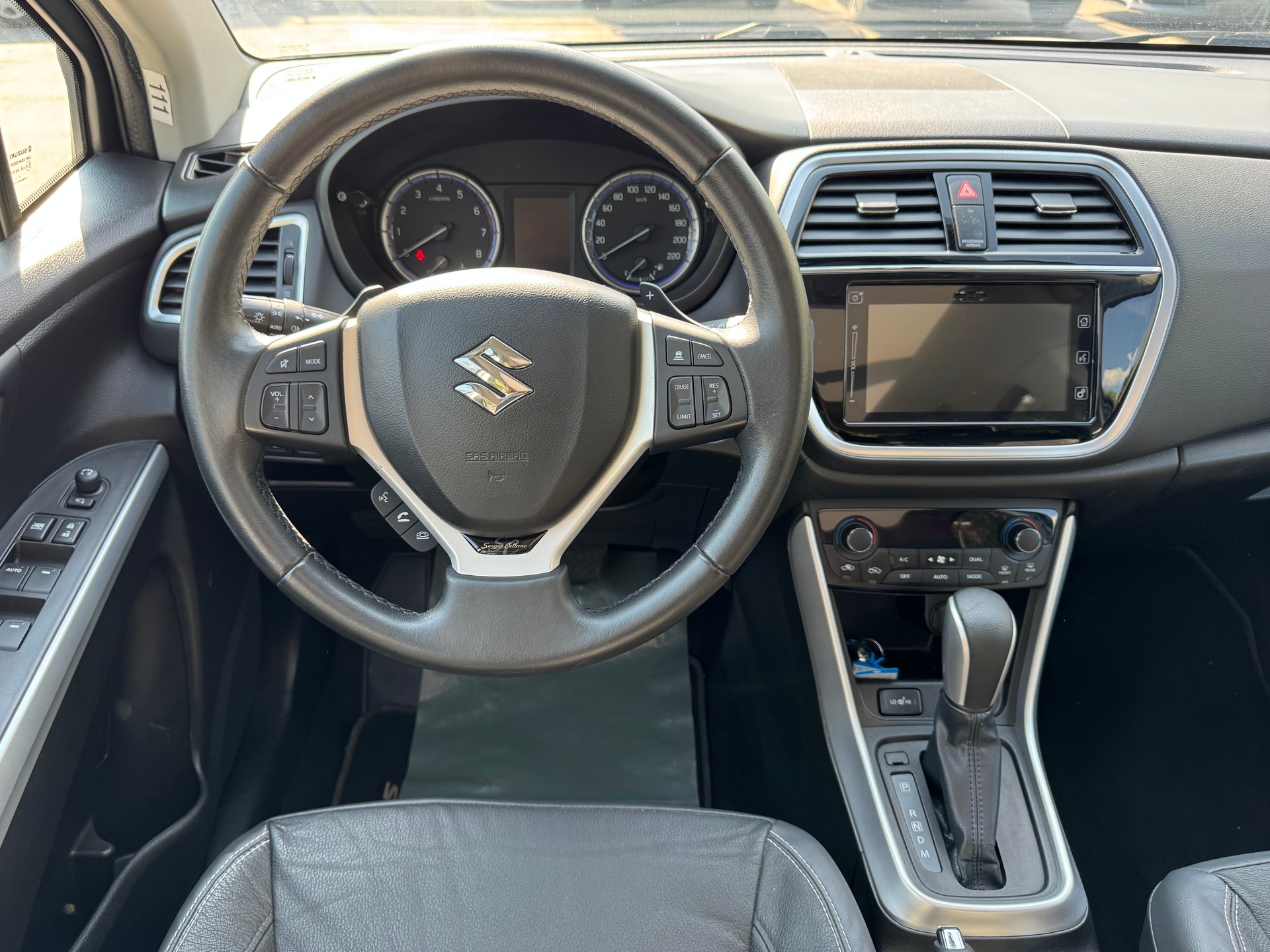 SUZUKI SX4 S-Cross 1.4 16VSergio Cellano Top 4WD Autom.-image-12