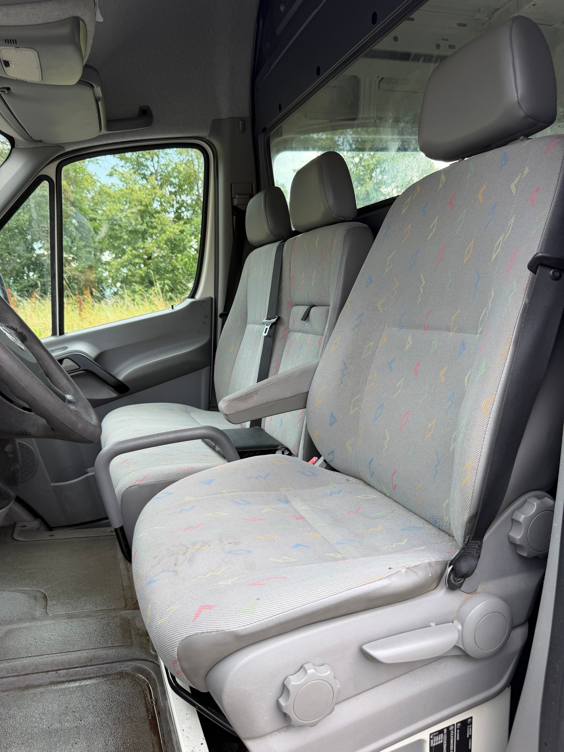 VW Crafter 35 2.5 BlueTDI 109 PS-image-11