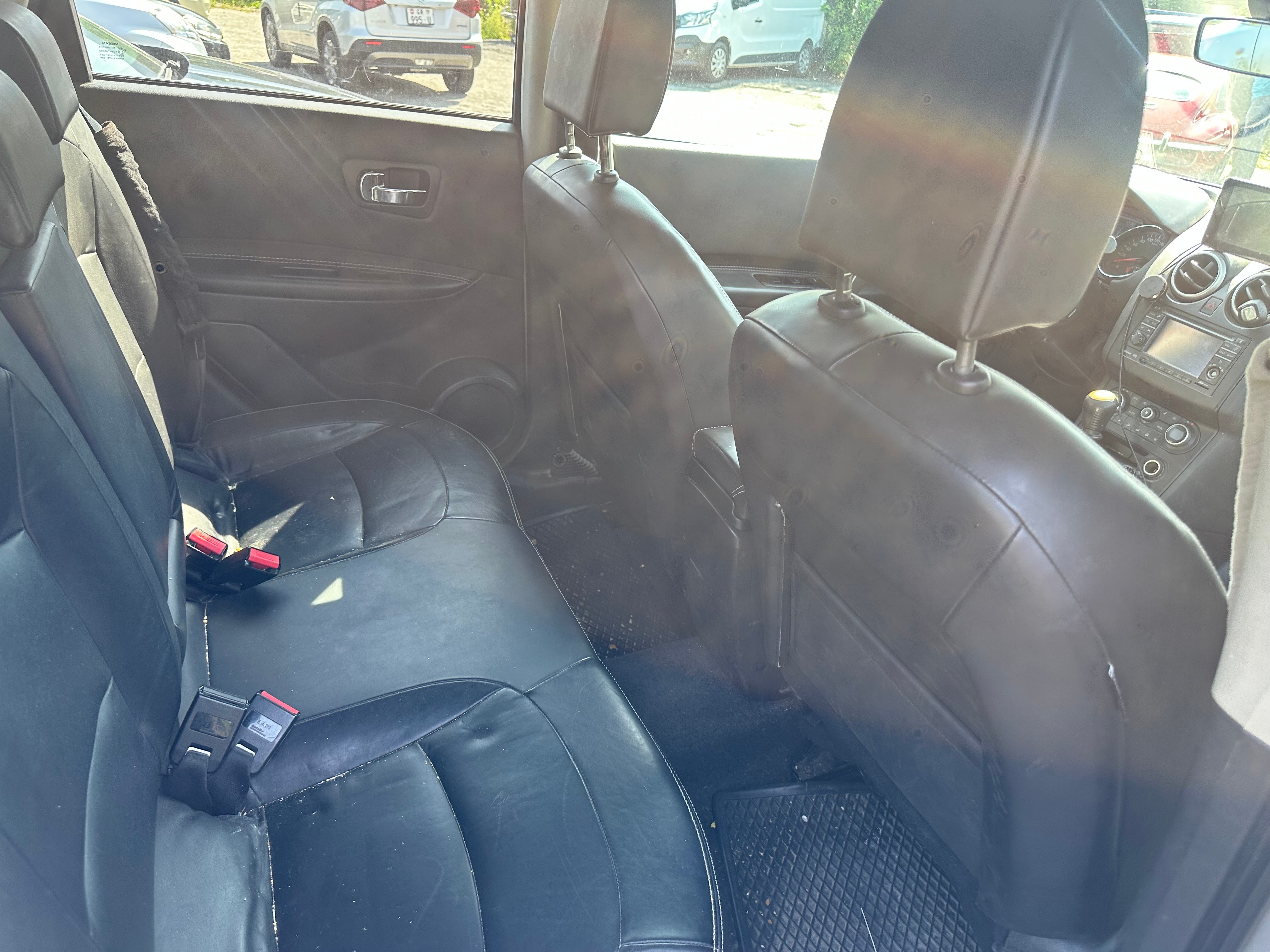 NISSAN Qashqai 2.0 dCi 4WD tekna — slika 8