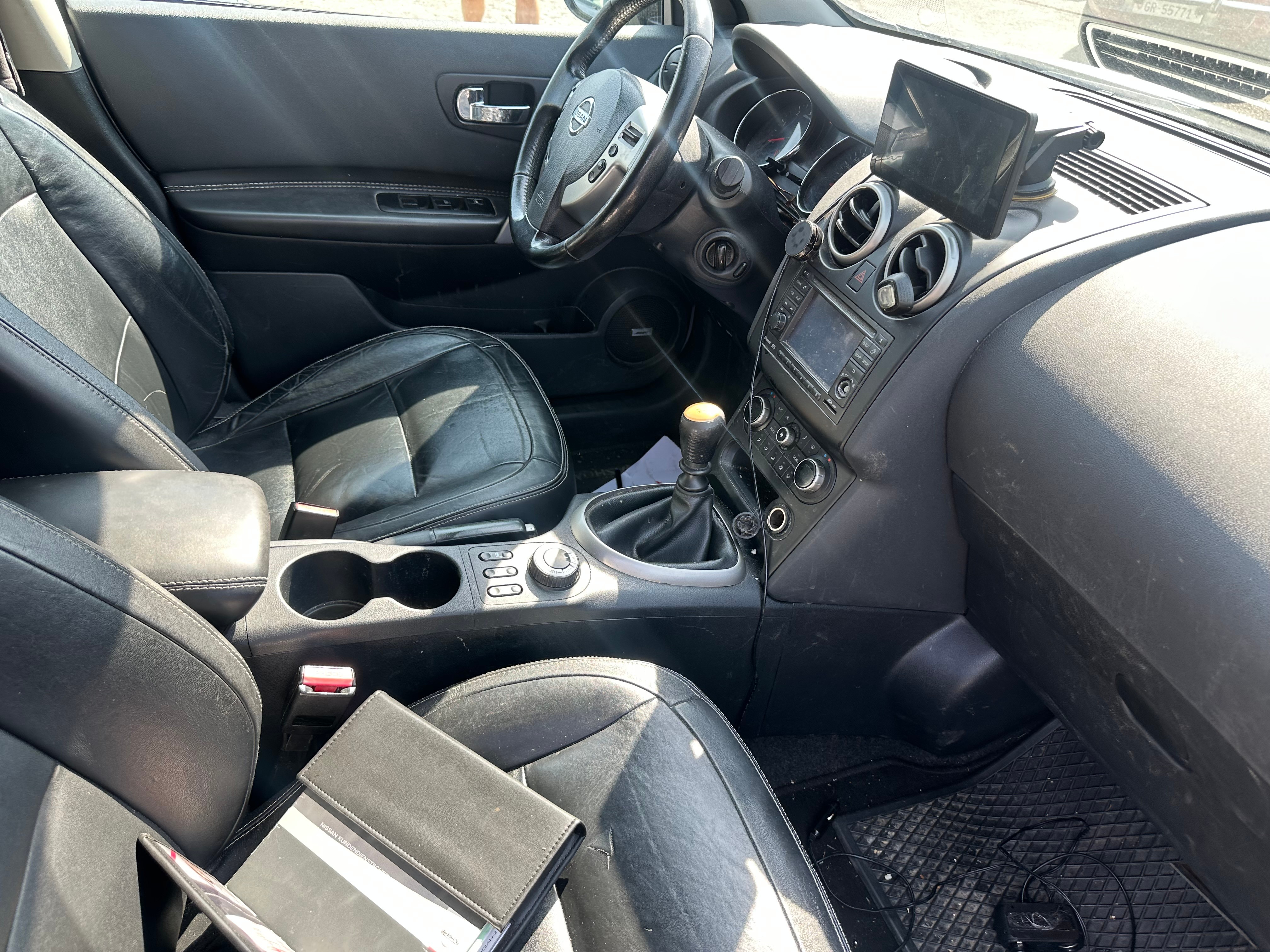 NISSAN Qashqai 2.0 dCi 4WD tekna — slika 7