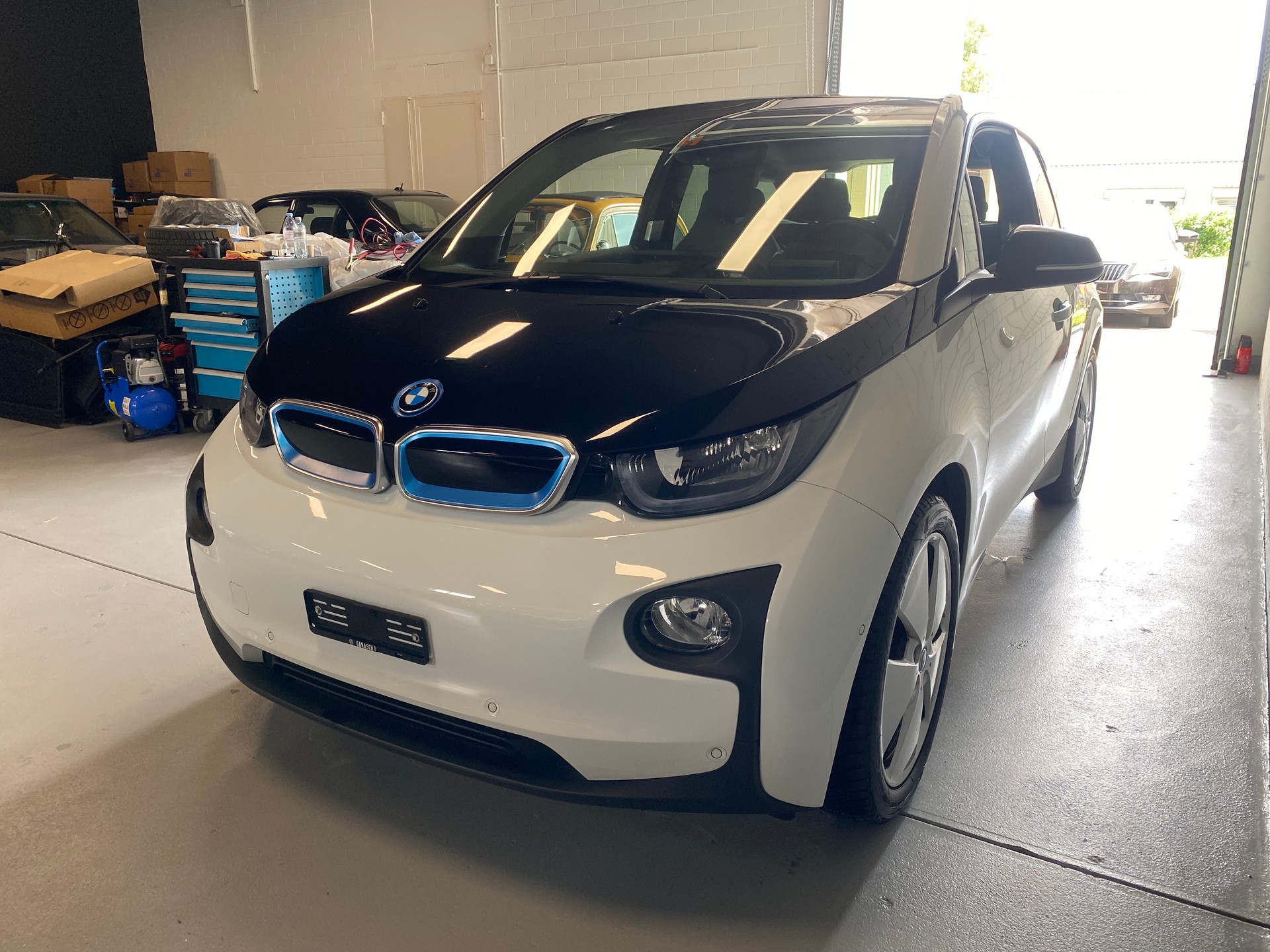 BMW i3 (60Ah)-image-2
