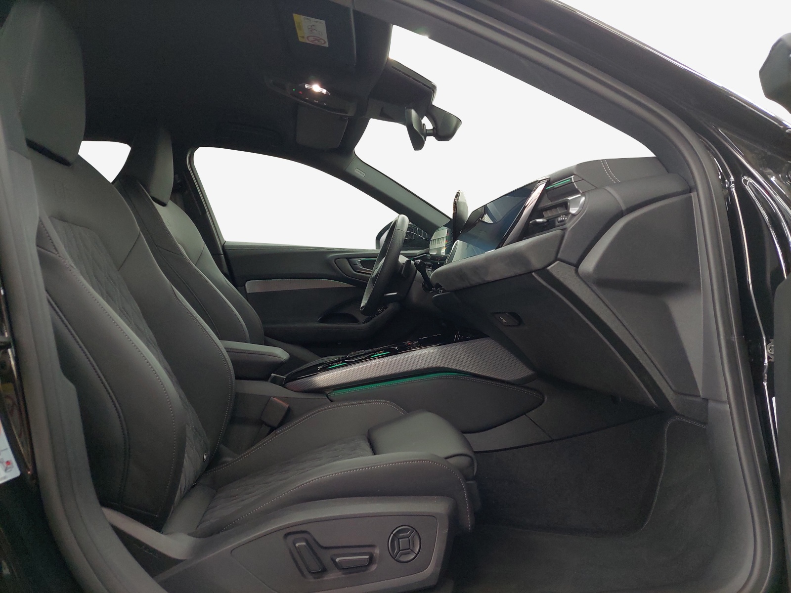 AUDI A5 Avant TFSI quattro 150 kW S tronic-image-14